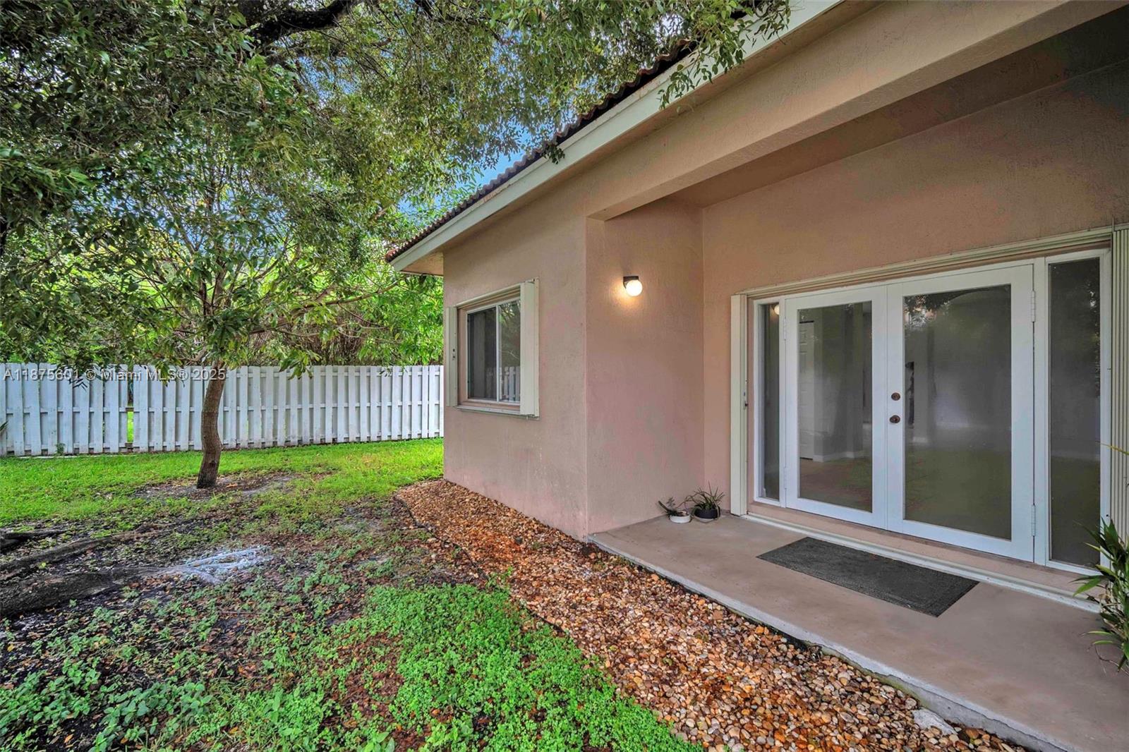 Catalina Bay - Residential