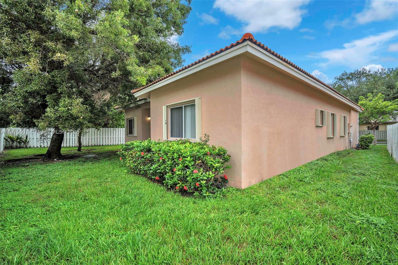 Catalina Bay - Residential