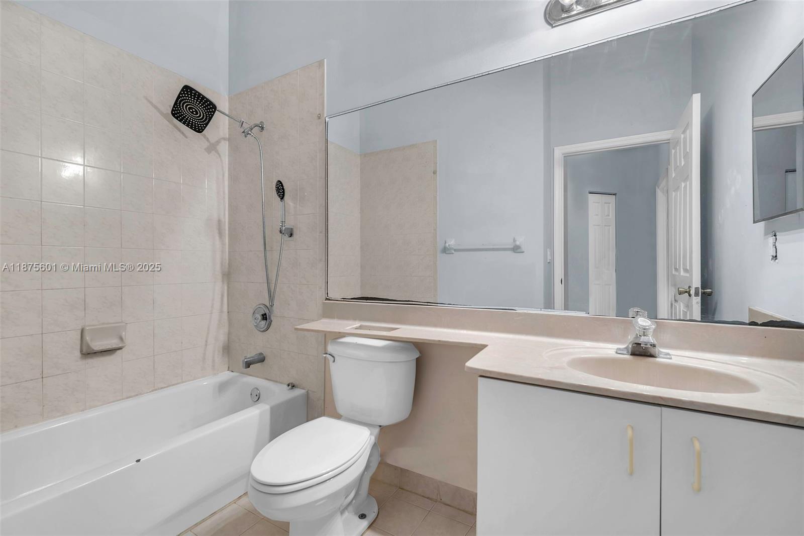 Catalina Bay - Residential