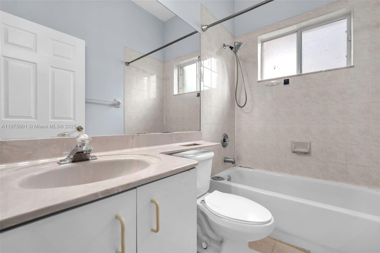 Catalina Bay - Residential