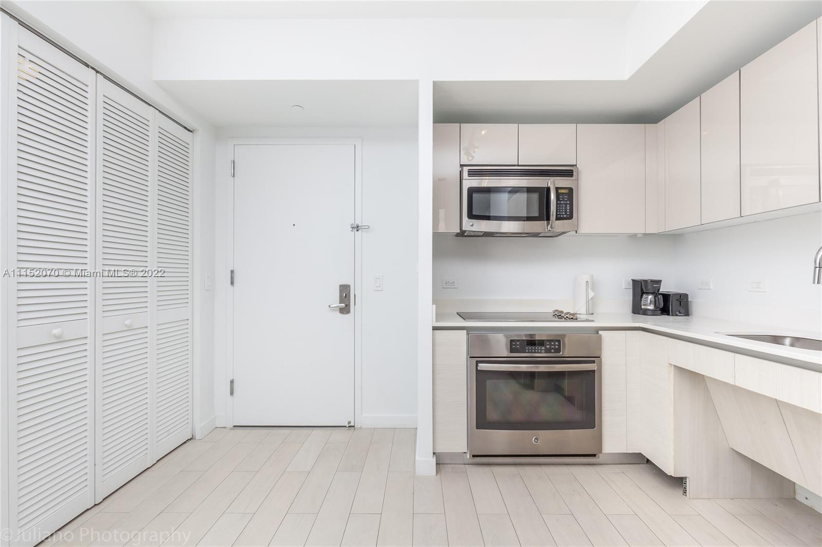 BEACHWALK CONDOMINIUM - Residential