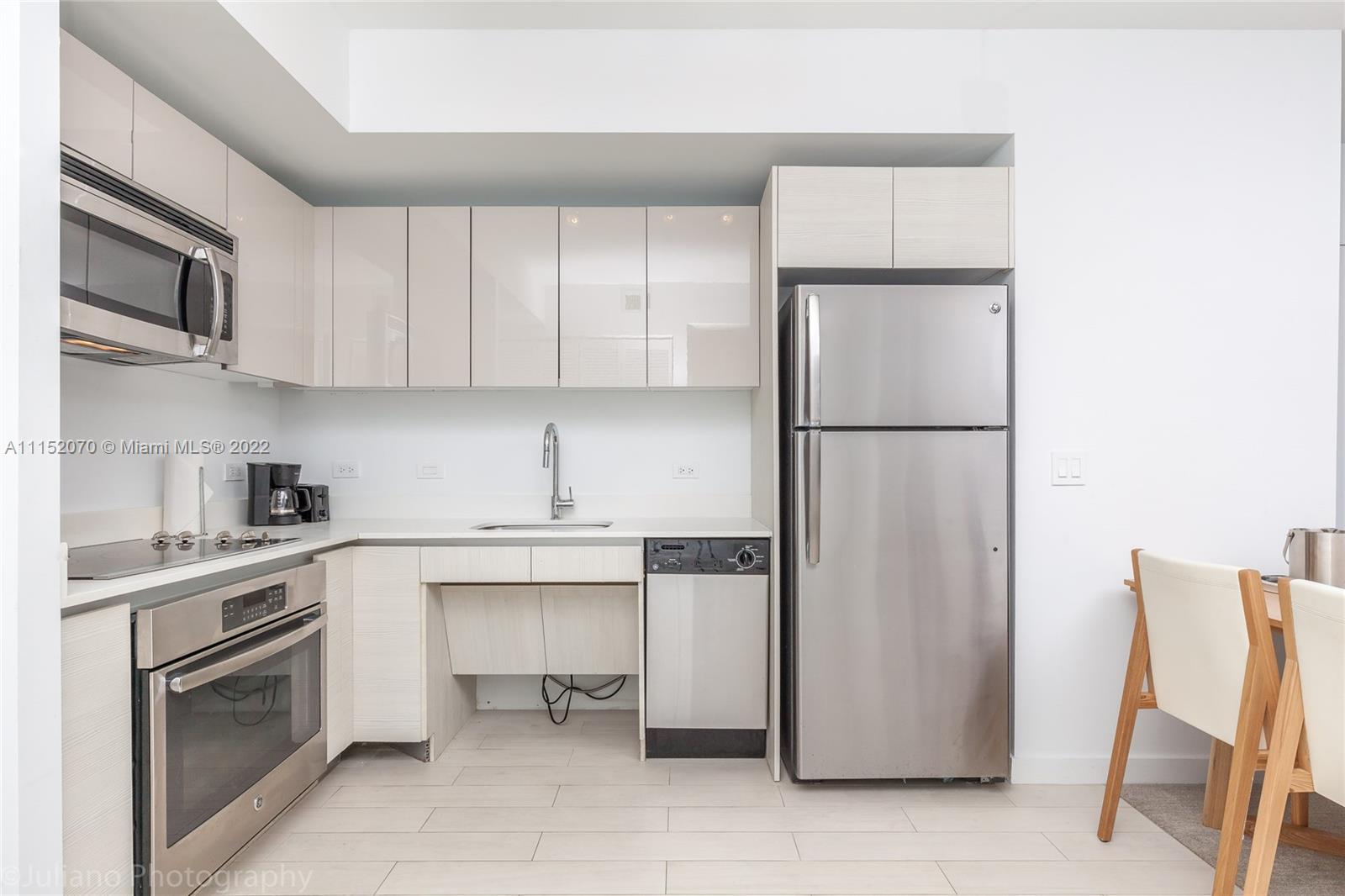 BEACHWALK CONDOMINIUM - Residential