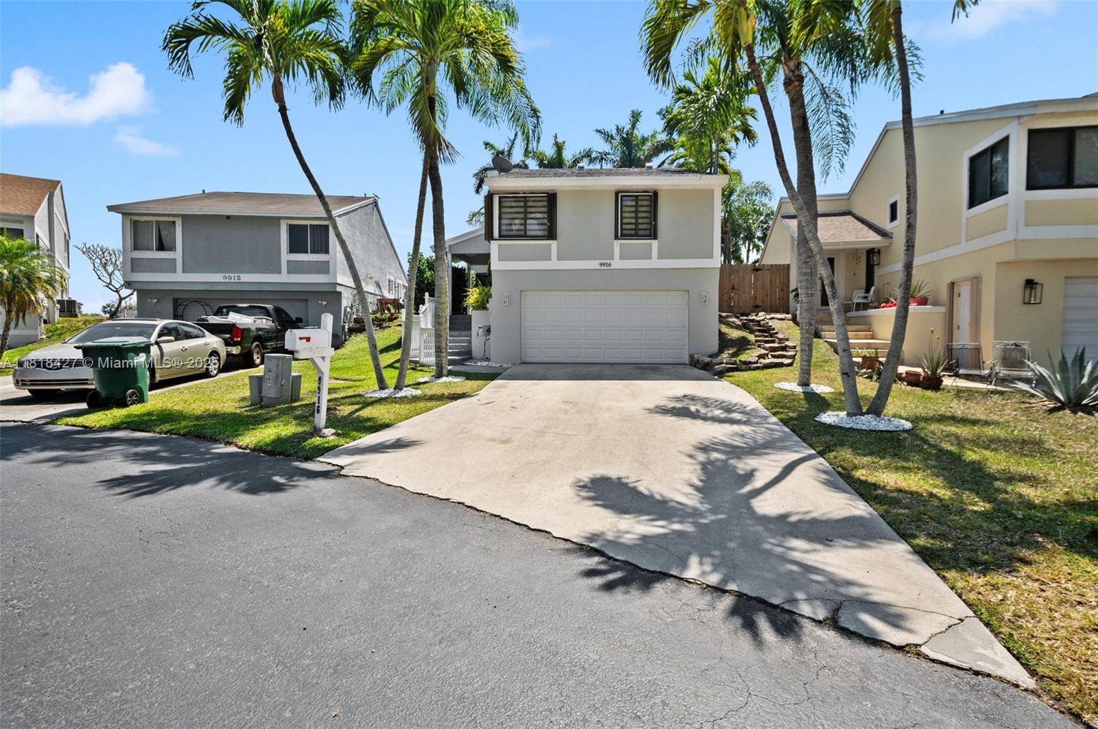 Property for Sale at 9916 Sw 218th Ter, Cutler Bay, Miami-Dade County, Florida - Bedrooms: 4 
Bathrooms: 3  - $680,000
