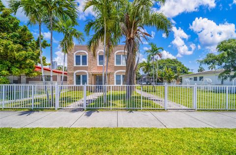 1621 Van Buren St 1-11 Hollywood FL 33020