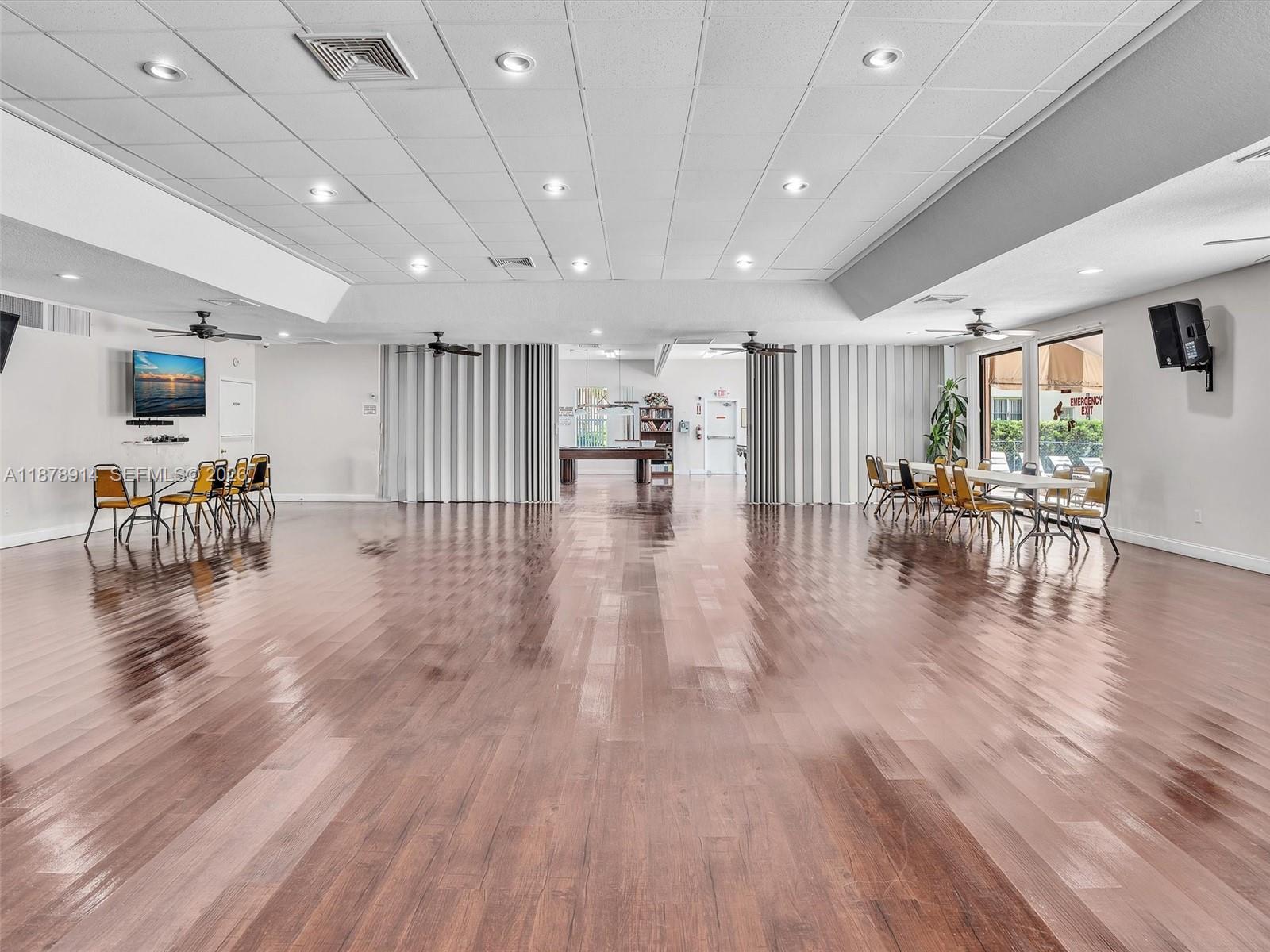 SOMERSET NO 4 CONDO - Residential