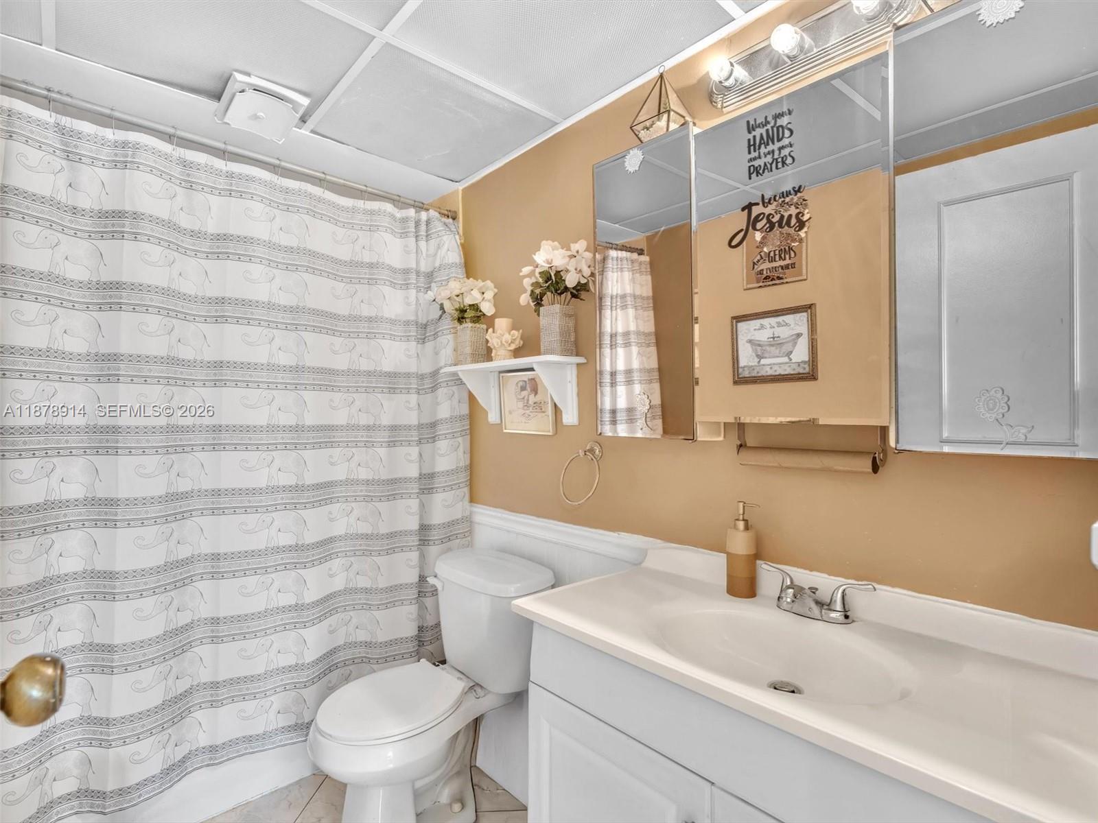 SOMERSET NO 4 CONDO - Residential