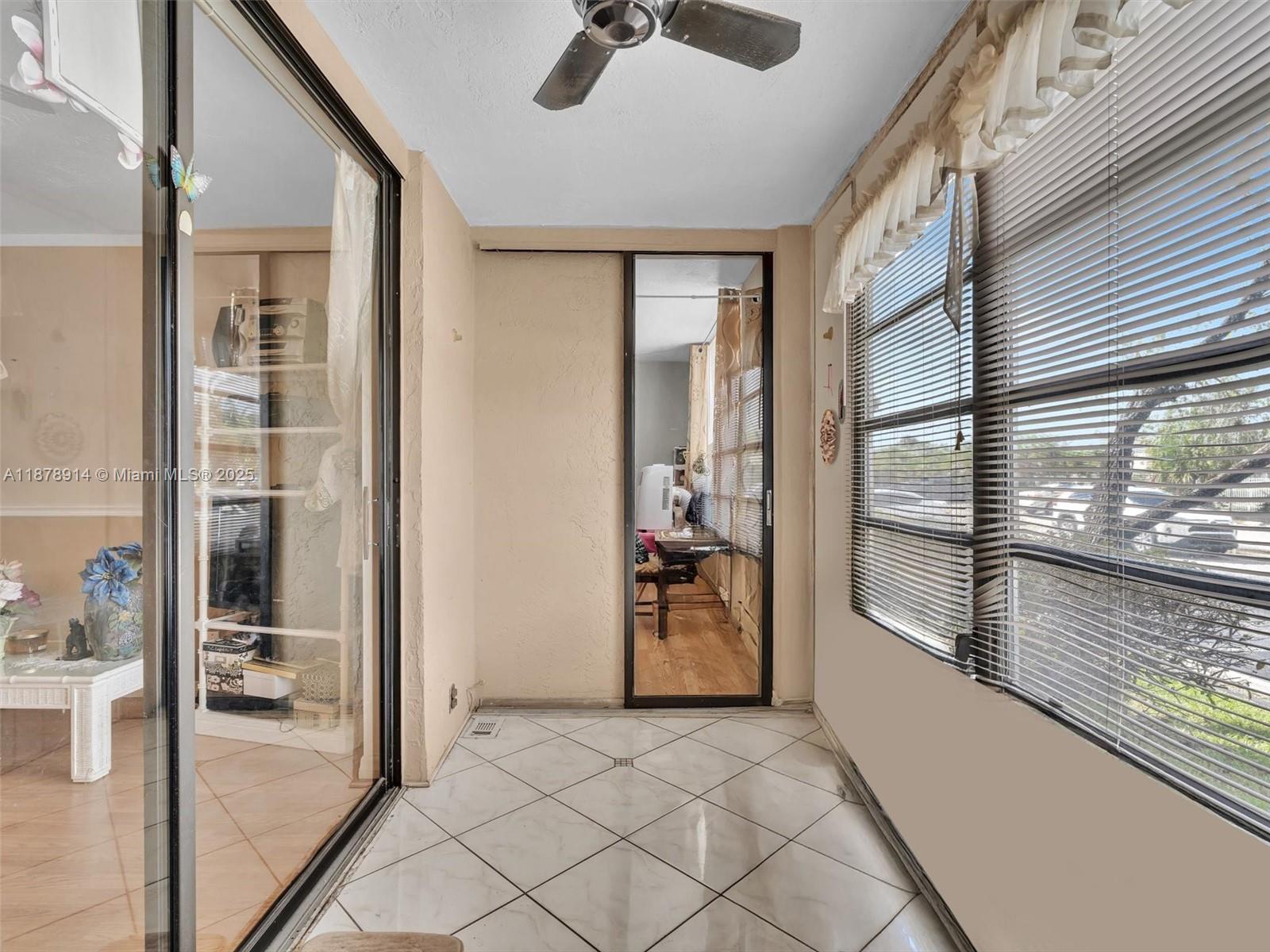 SOMERSET NO 4 CONDO - Residential