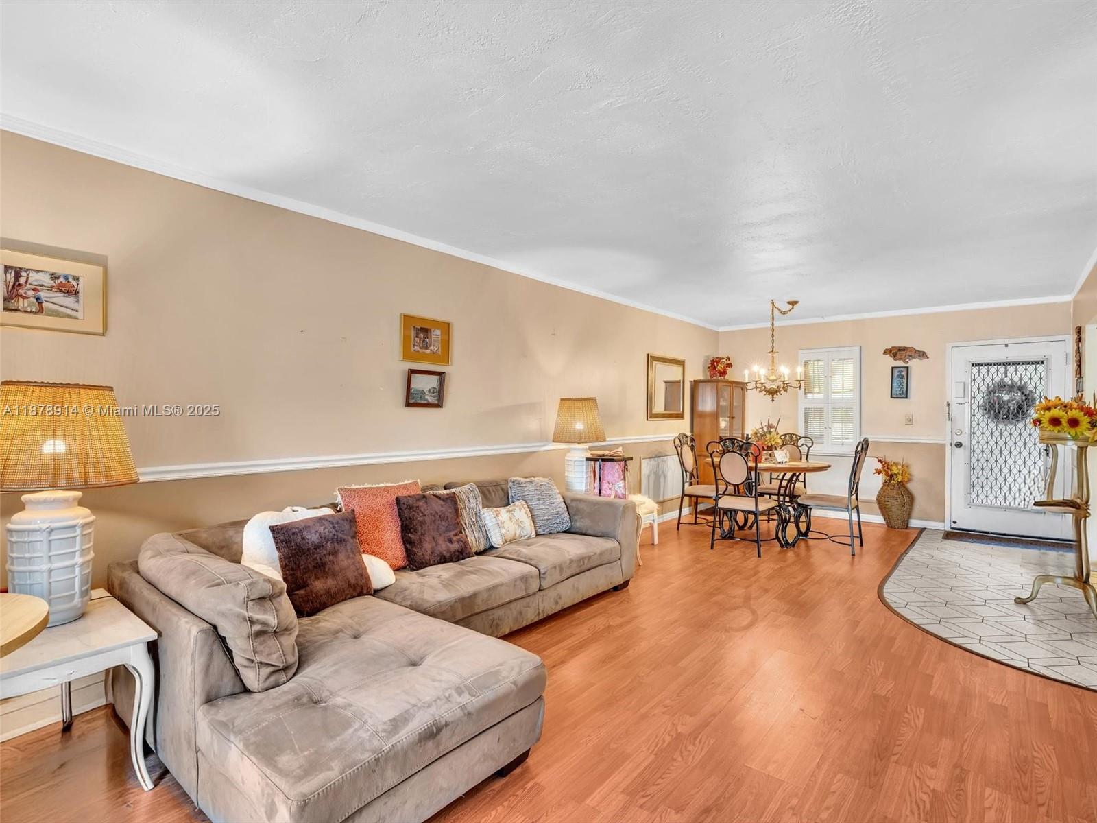 SOMERSET NO 4 CONDO - Residential