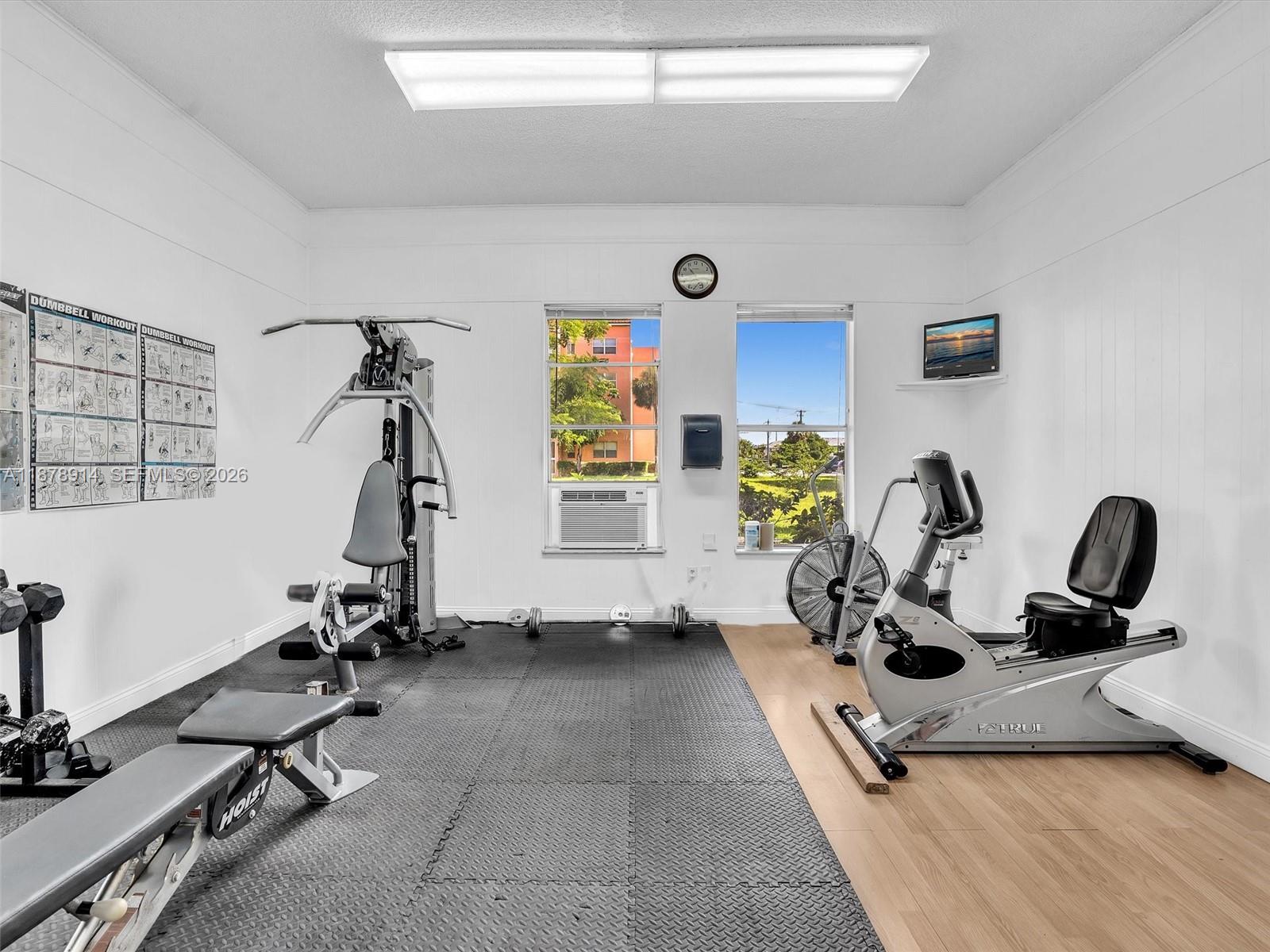 SOMERSET NO 4 CONDO - Residential