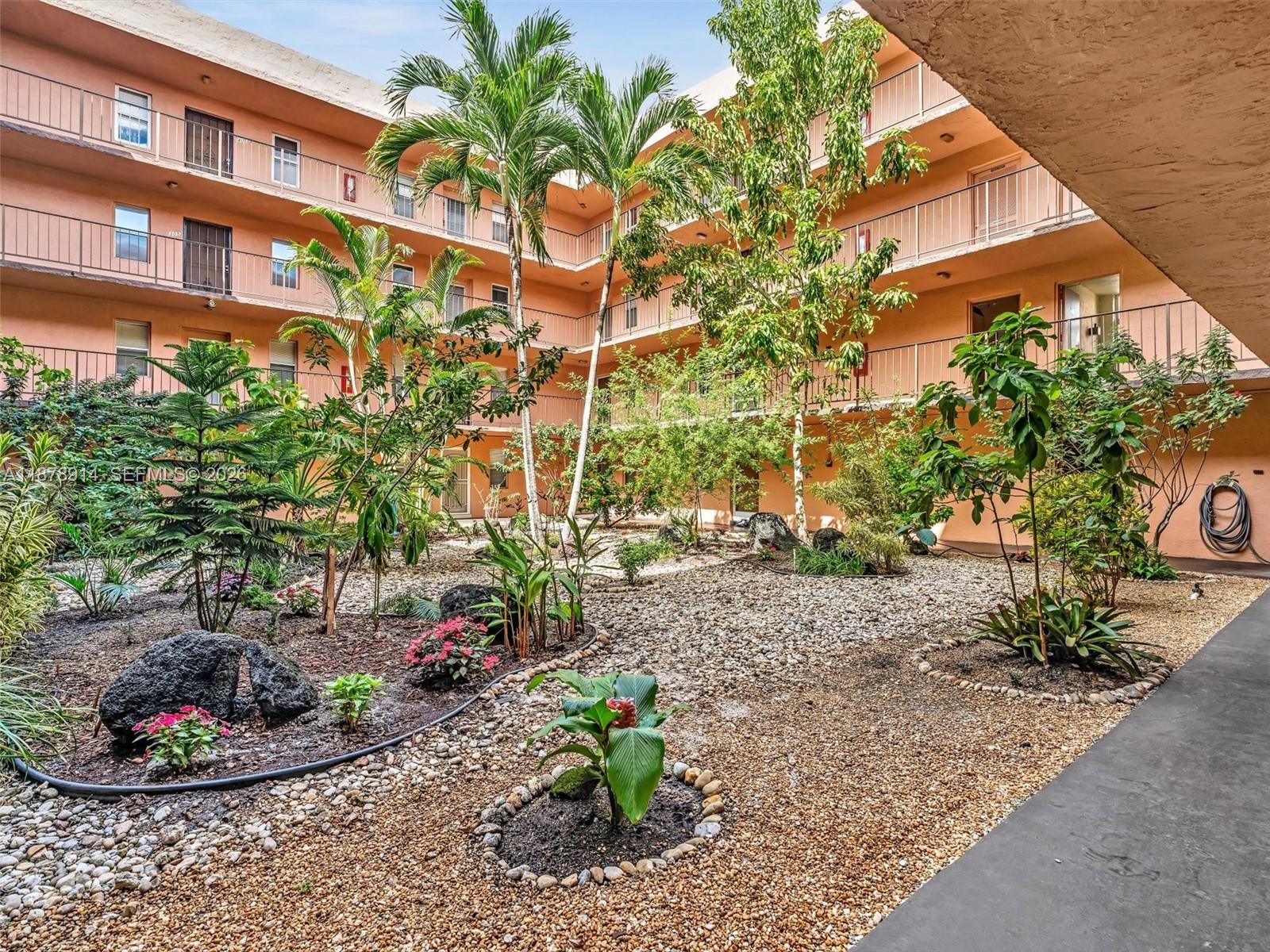 SOMERSET NO 4 CONDO - Residential