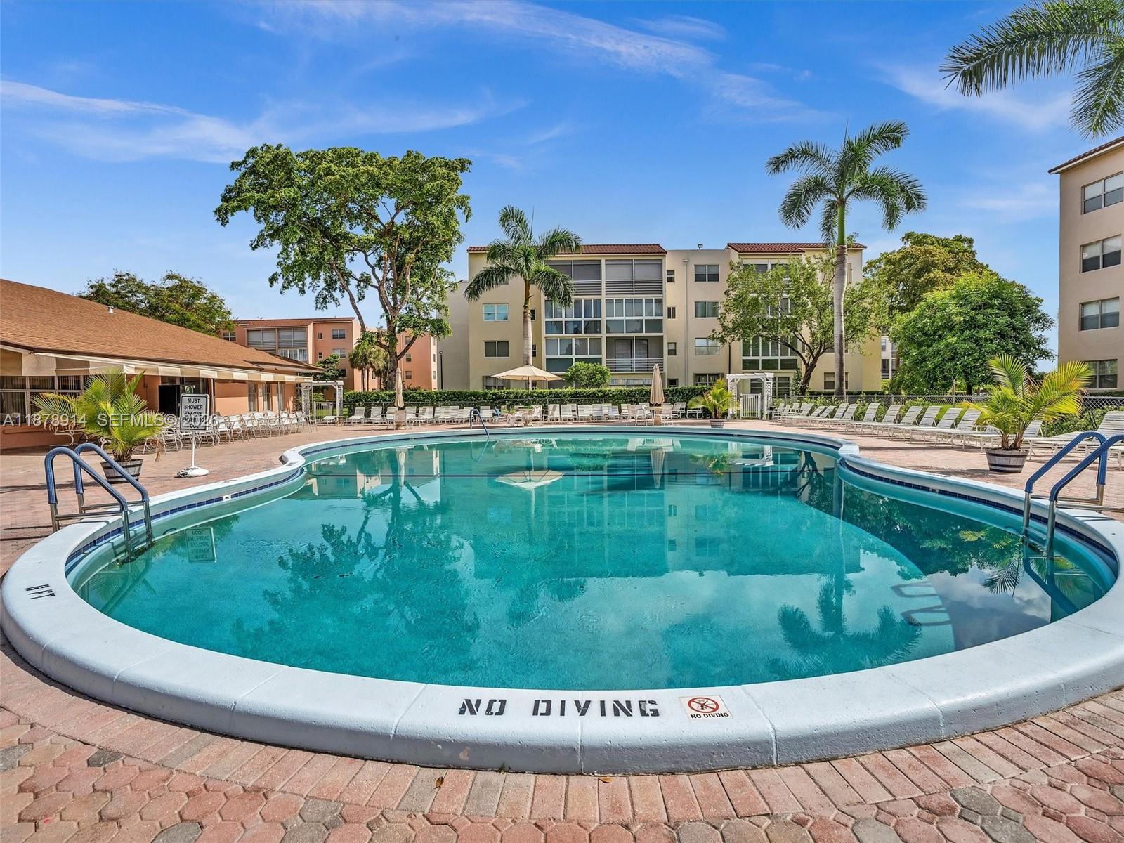 SOMERSET NO 4 CONDO - Residential