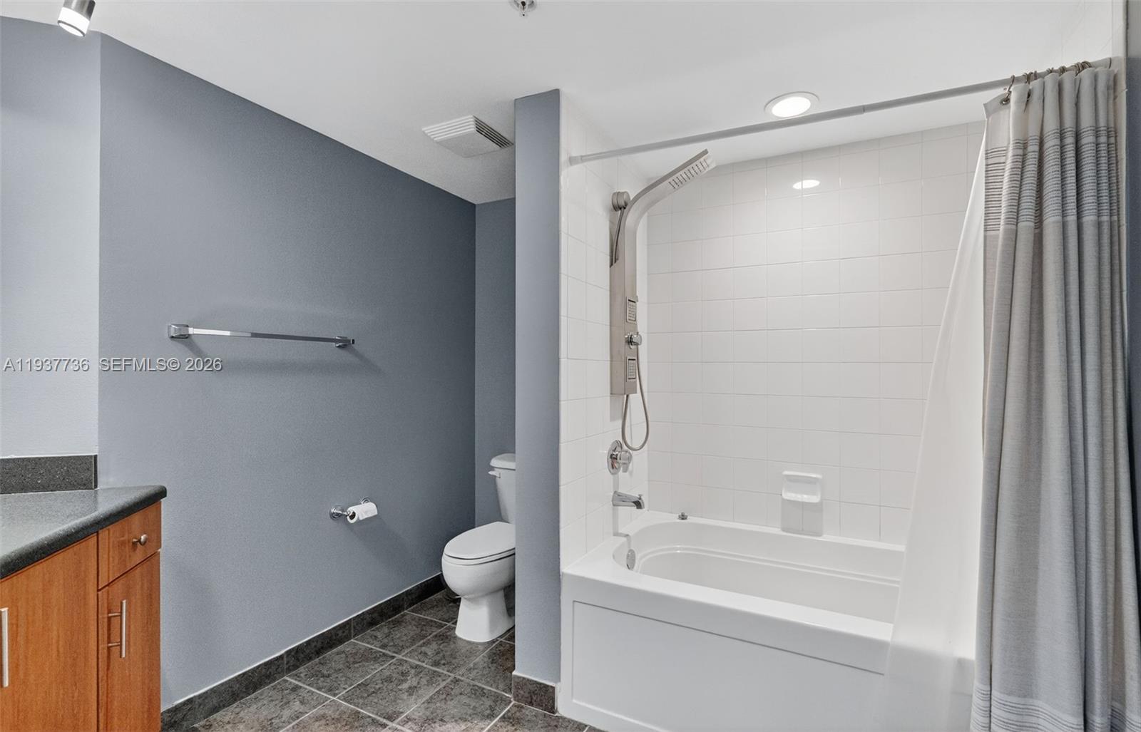 WAVERLY AT LAS OLAS CONDO - Residential