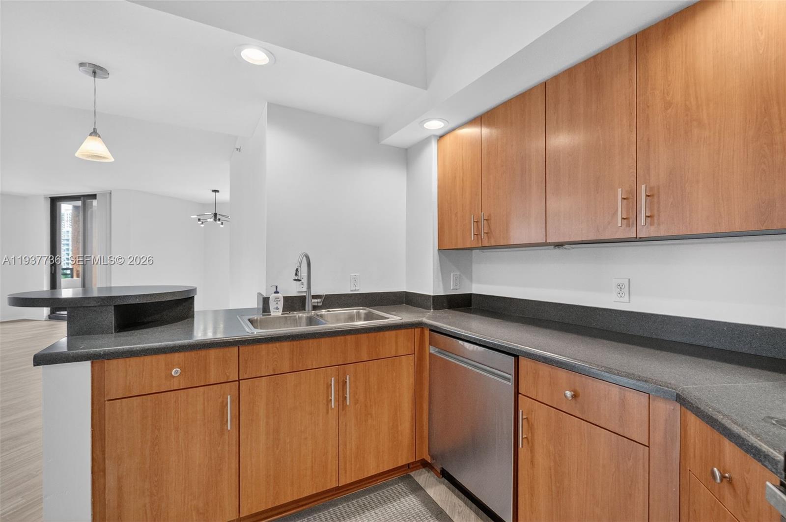 WAVERLY AT LAS OLAS CONDO - Residential