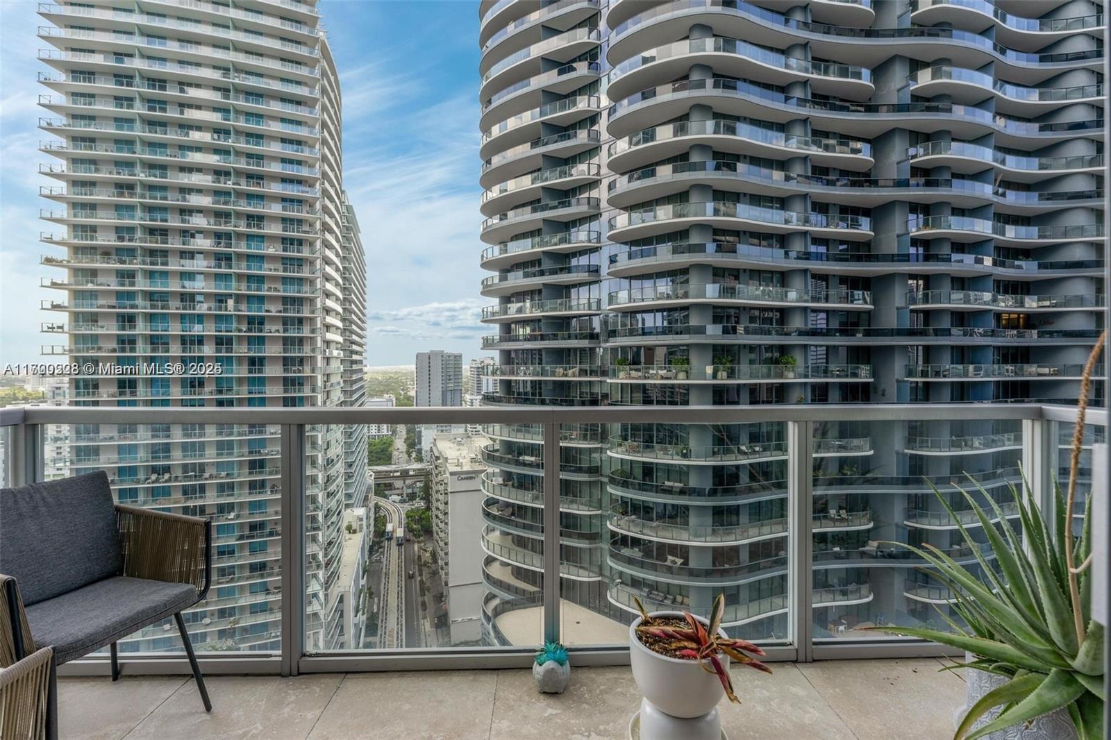 1060 BRICKELL CONDO - Residential