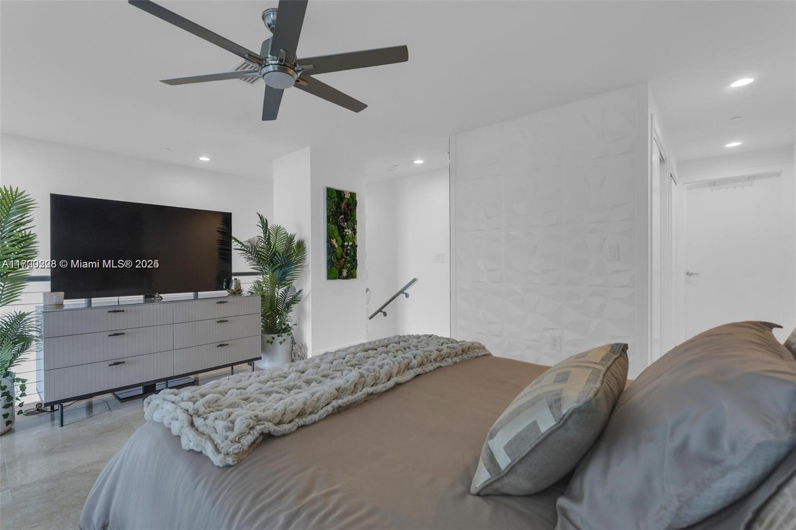 1060 BRICKELL CONDO - Residential
