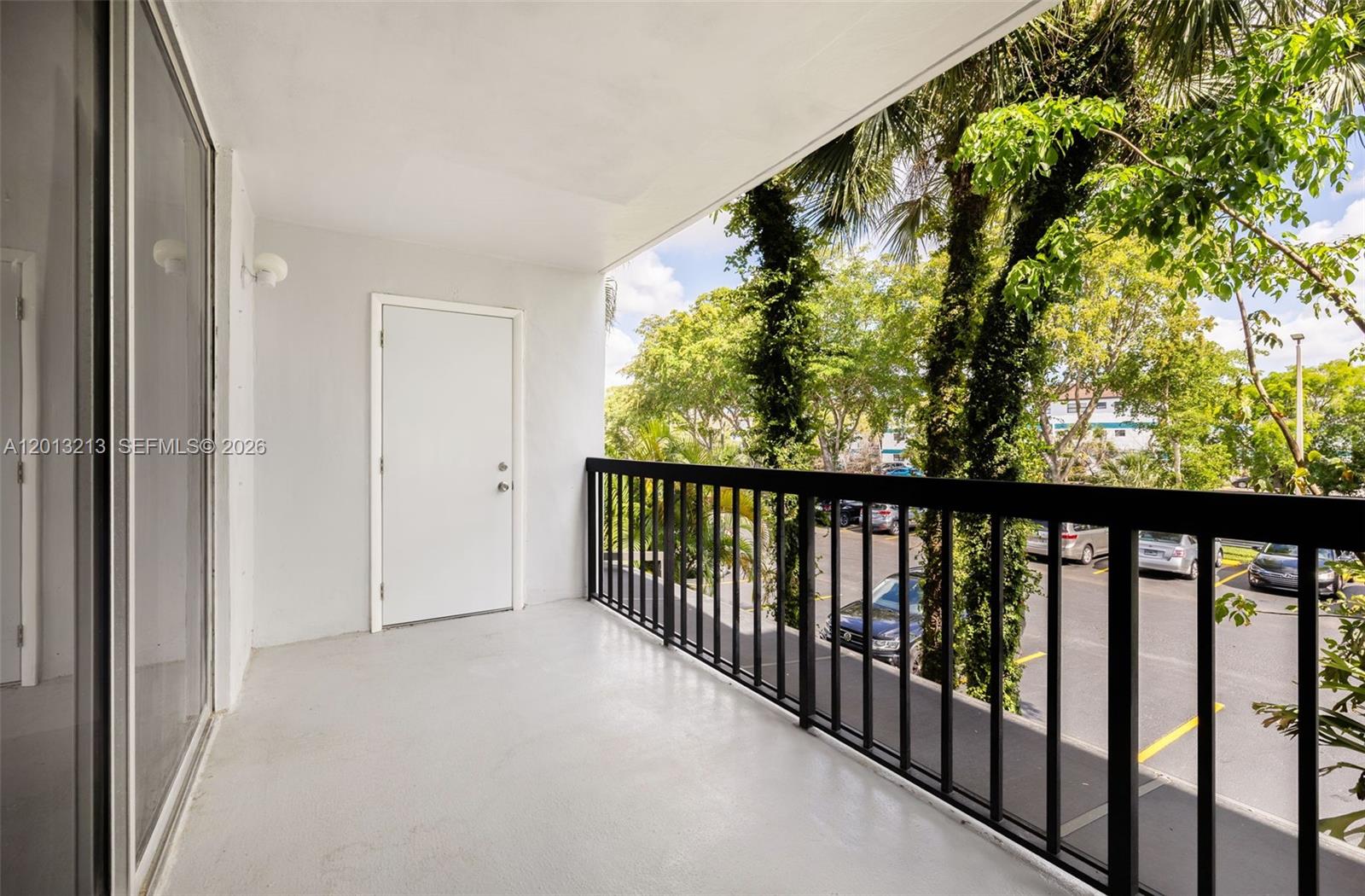 GARDENS OF KENDALL SO CON - Residential Lease