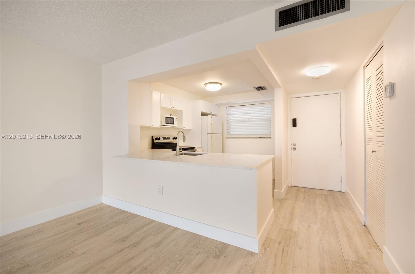 GARDENS OF KENDALL SO CON - Residential Lease