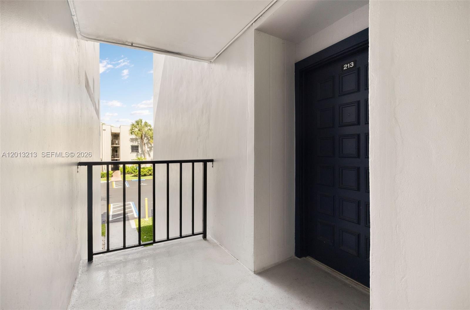 GARDENS OF KENDALL SO CON - Residential Lease