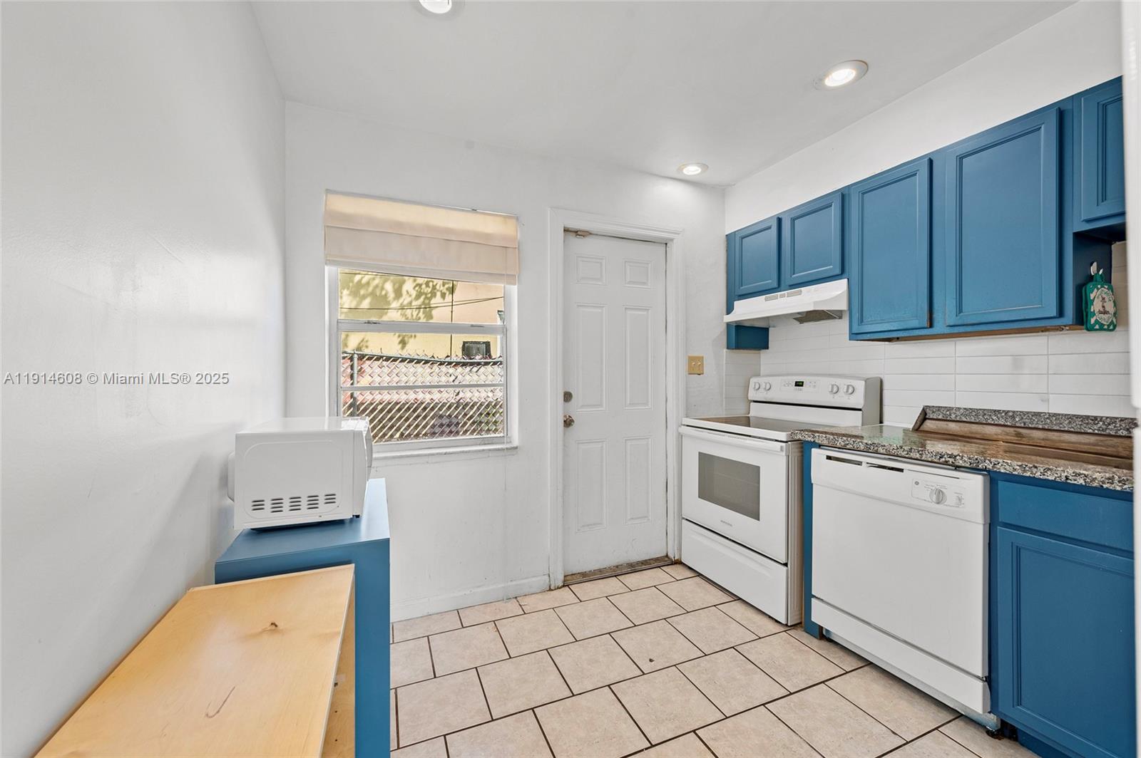 PROGRESSO - Residential Lease