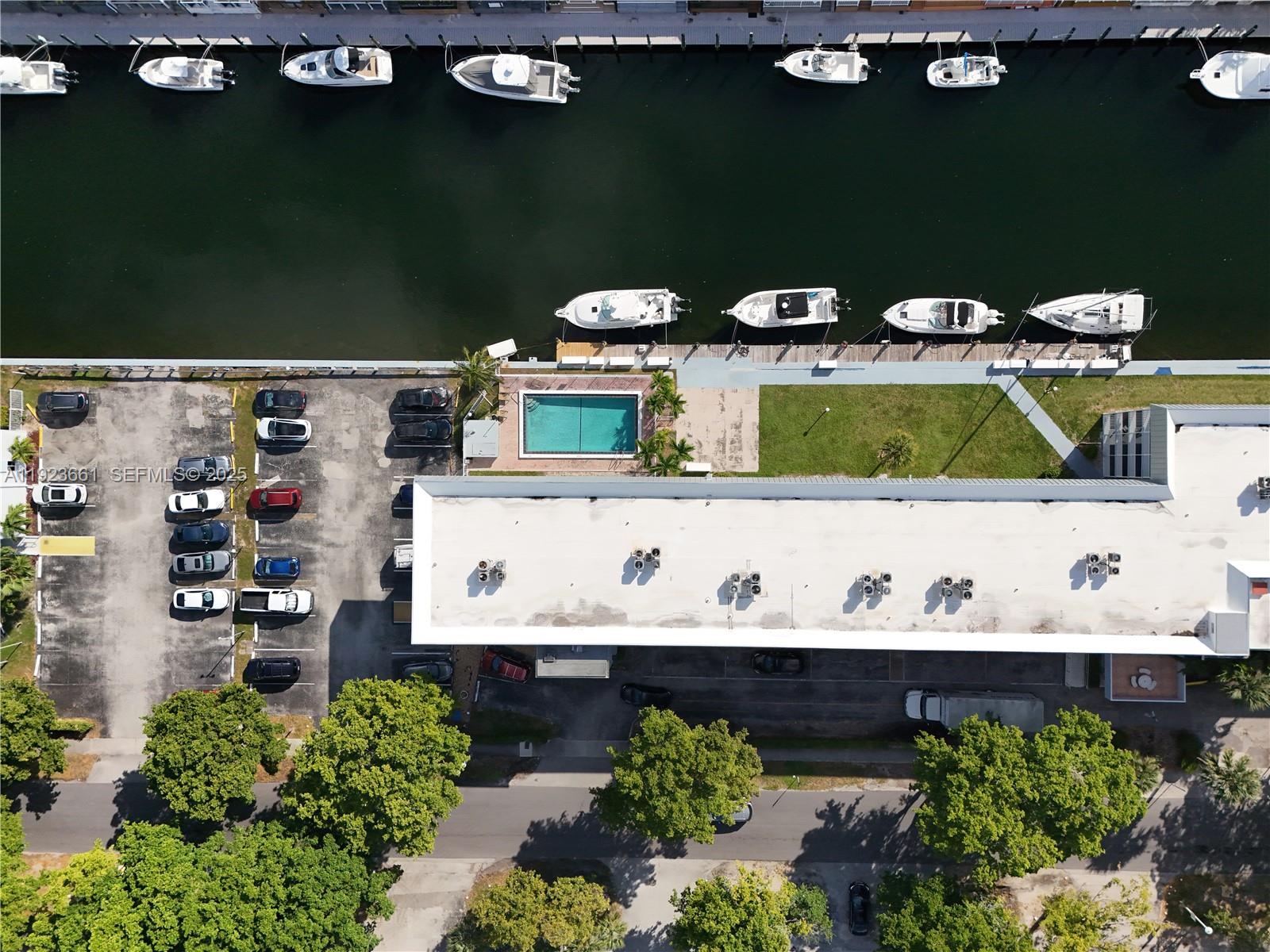 EDEN ISLES CONDO NO 6 - Residential