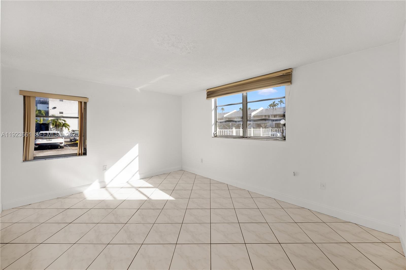 EDEN ISLES CONDO NO 6 - Residential