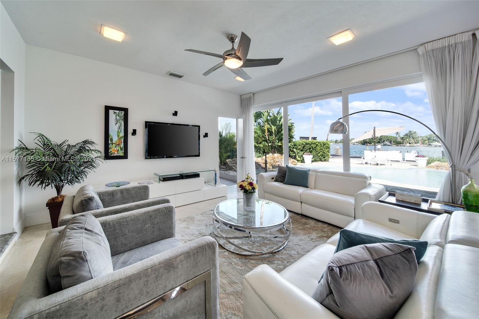 HIBISCUS ISLAND - Residential