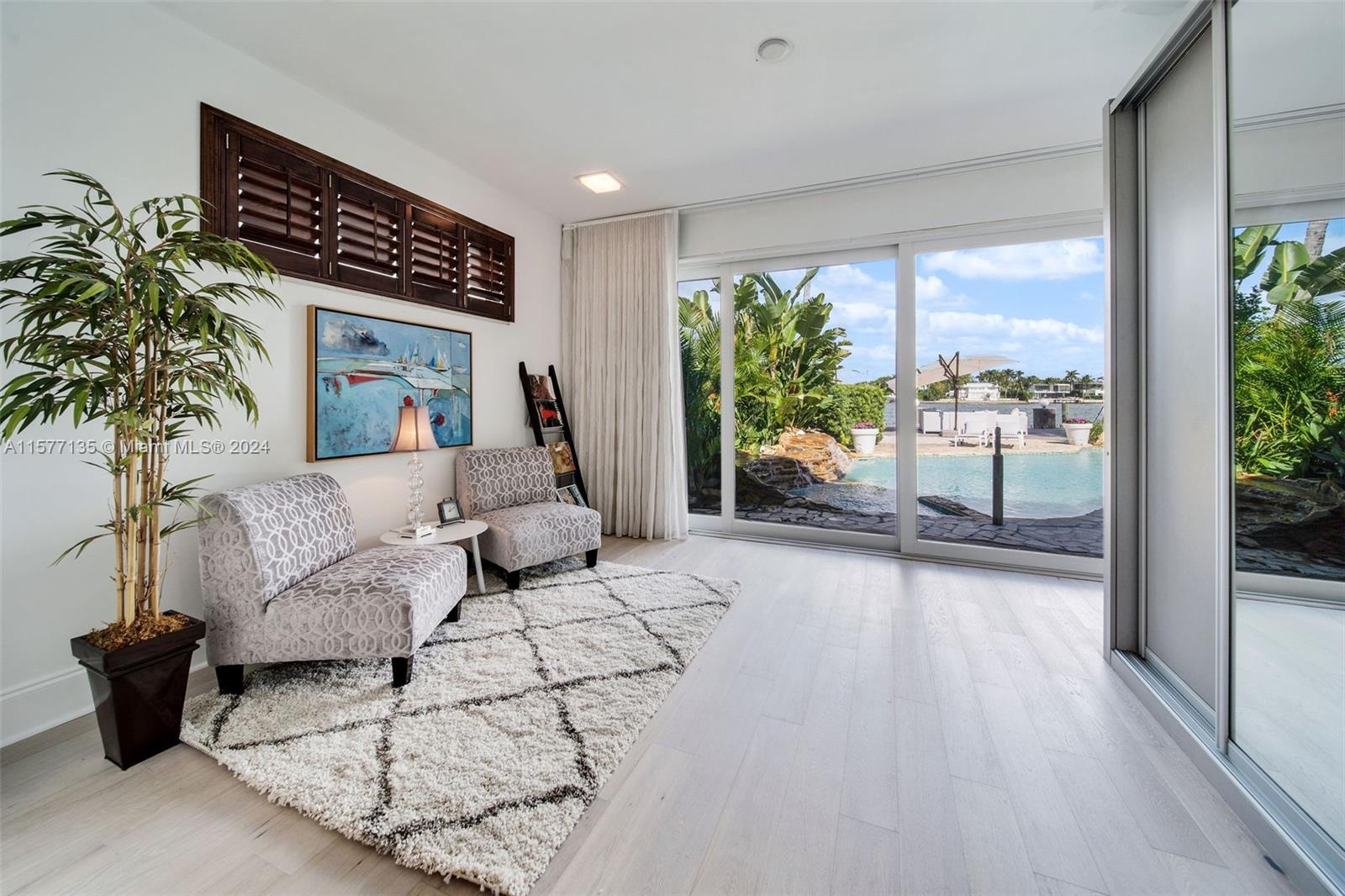 HIBISCUS ISLAND - Residential