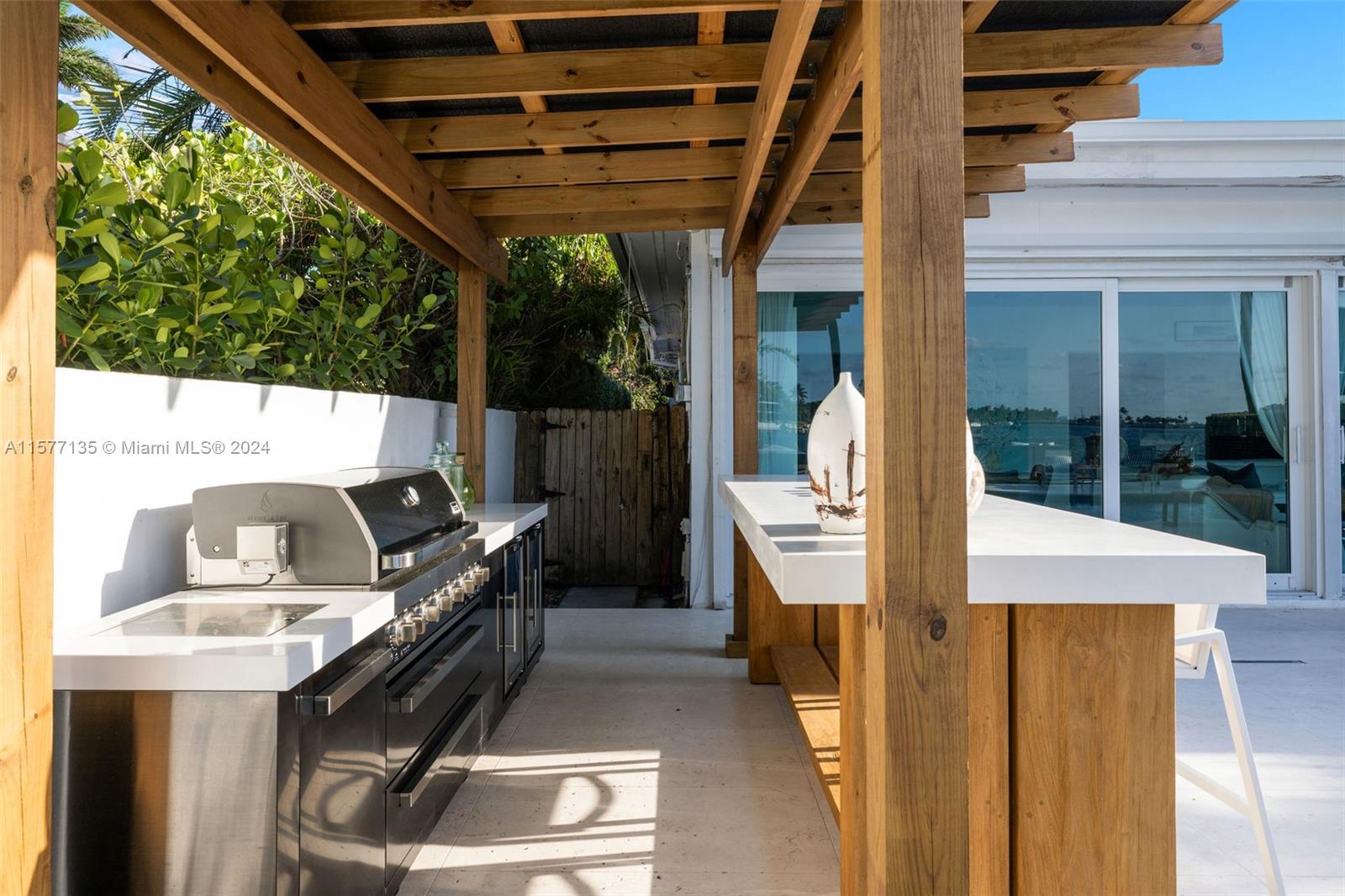 HIBISCUS ISLAND - Residential