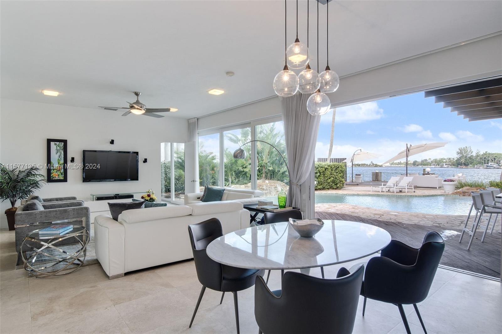 HIBISCUS ISLAND - Residential