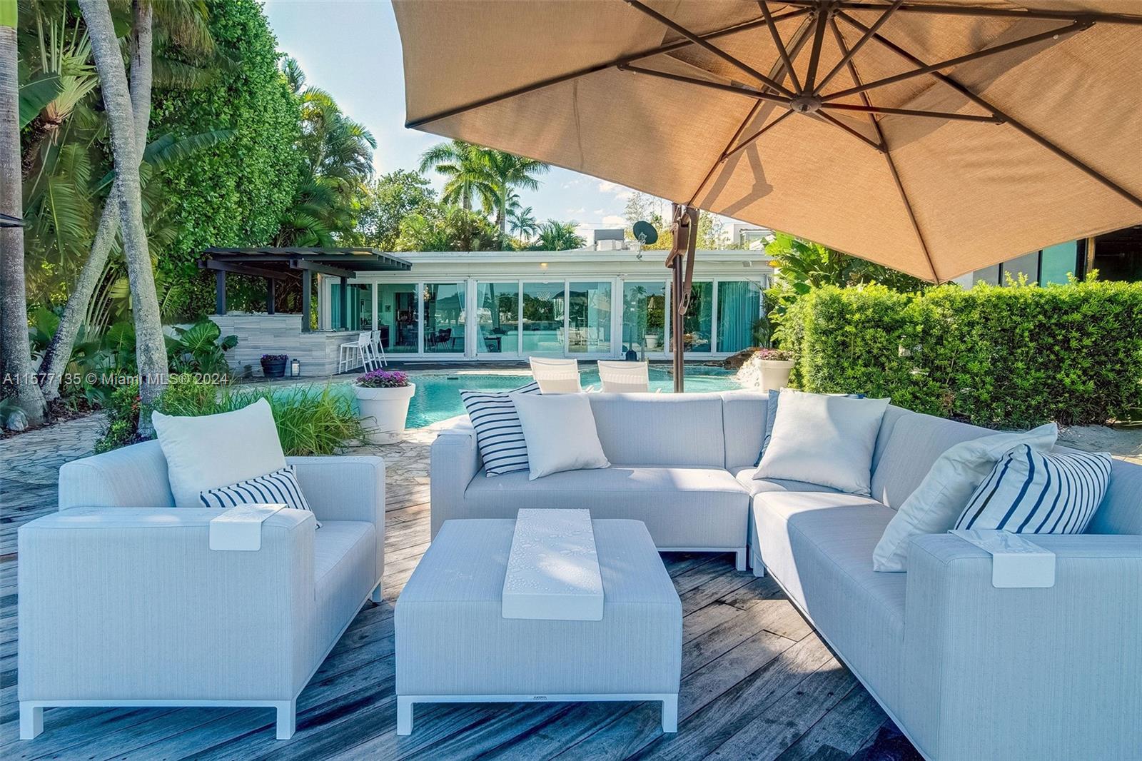 HIBISCUS ISLAND - Residential