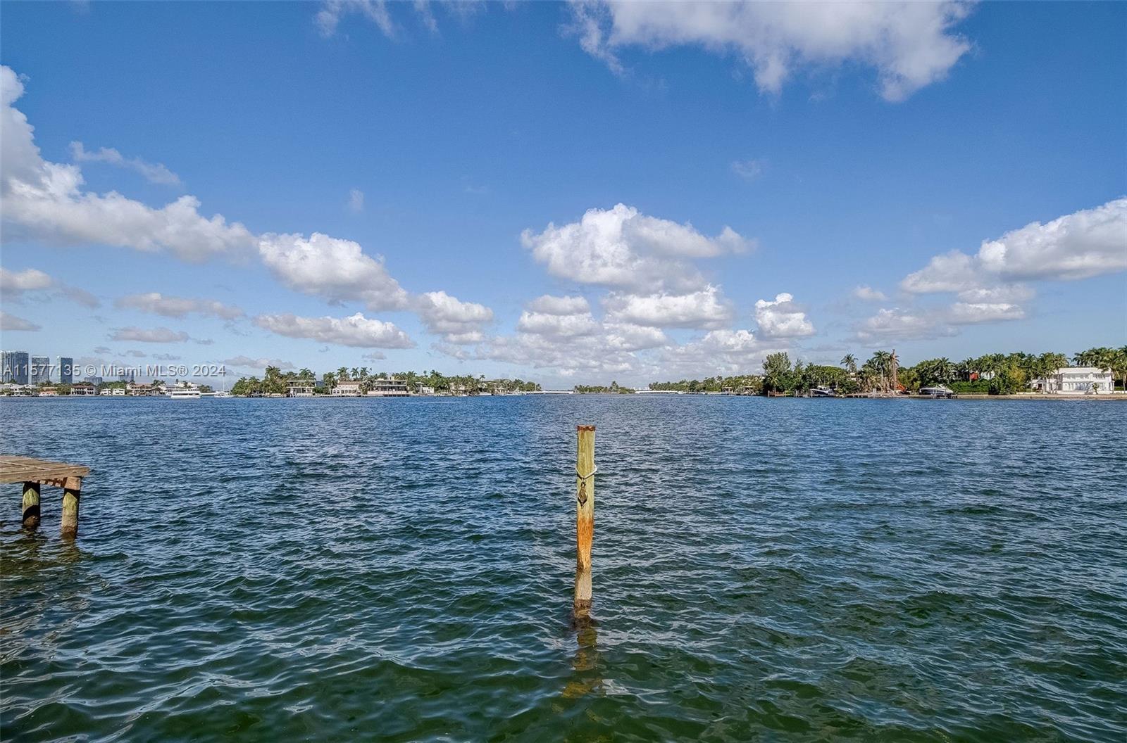 HIBISCUS ISLAND - Residential