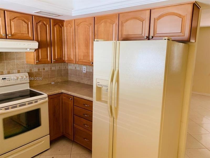 View photos, virtual tours, details... 344 SW 1st St 9
