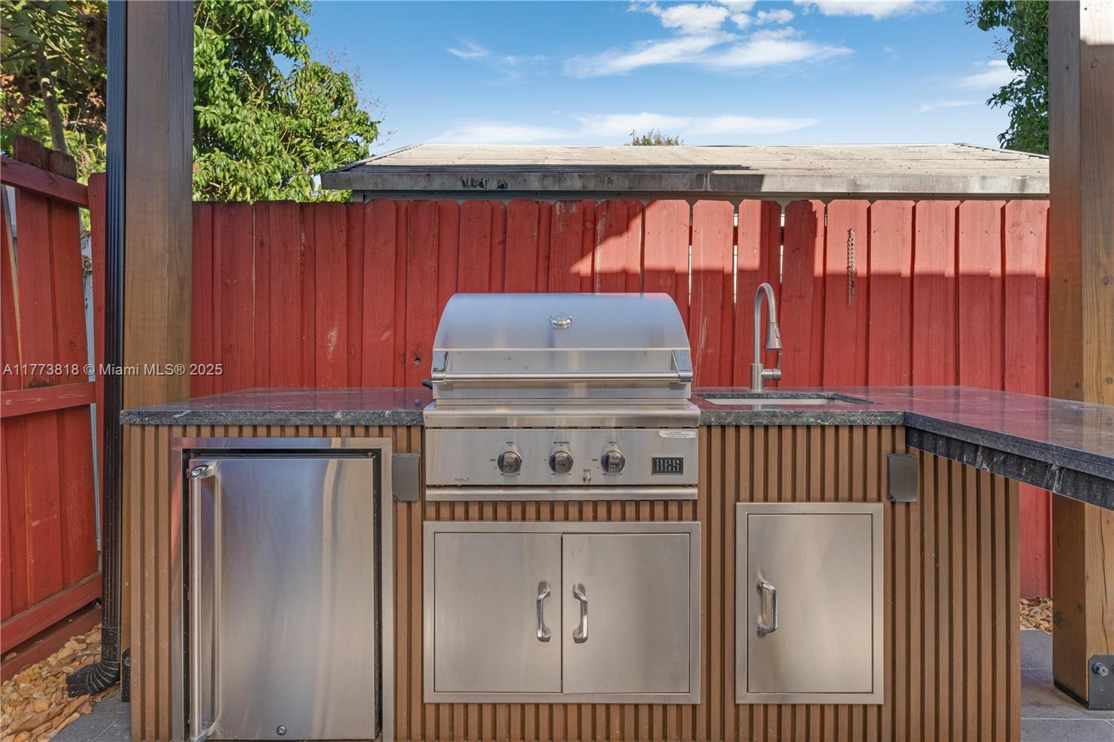 MUNNE SUB - Residential Lease