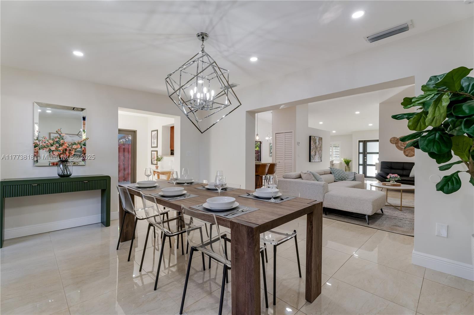 MUNNE SUB - Residential Lease