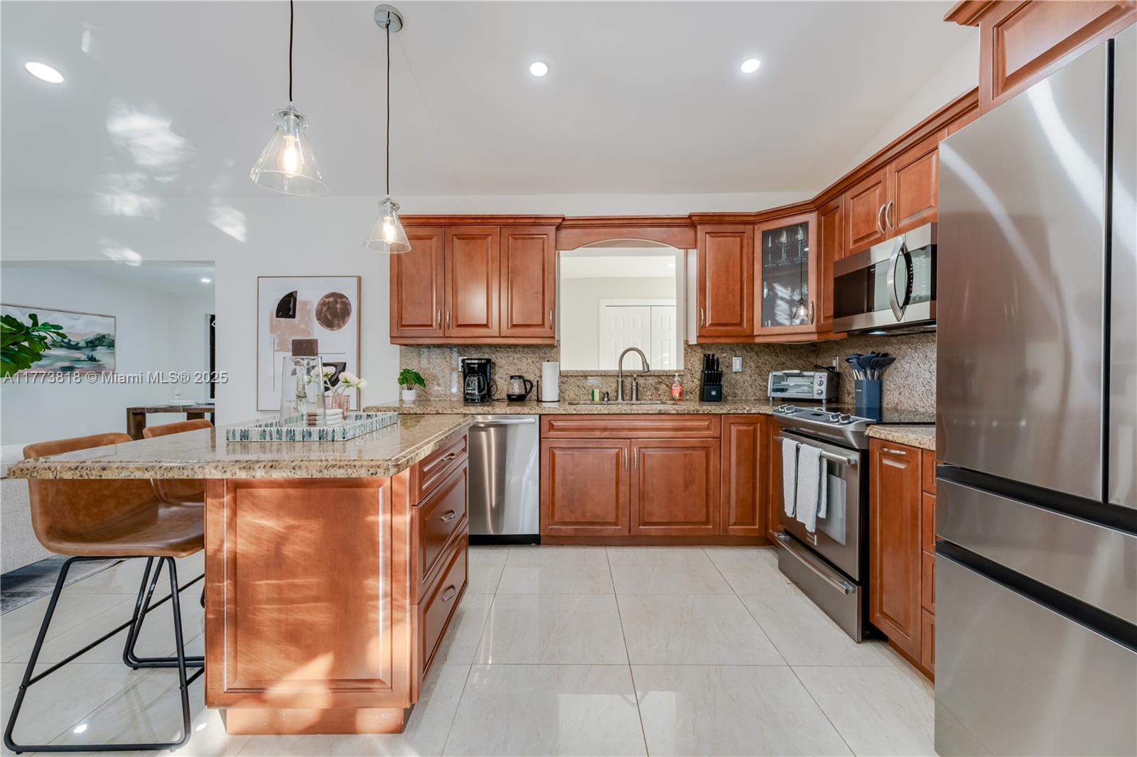 MUNNE SUB - Residential Lease