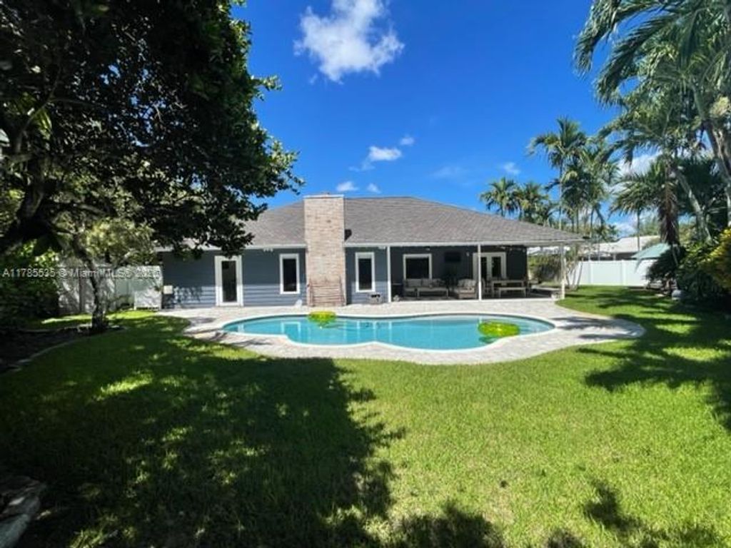 Photo of 101 SW 101st Ter #101, Plantation, FL 33324 (MLS # A11785535)