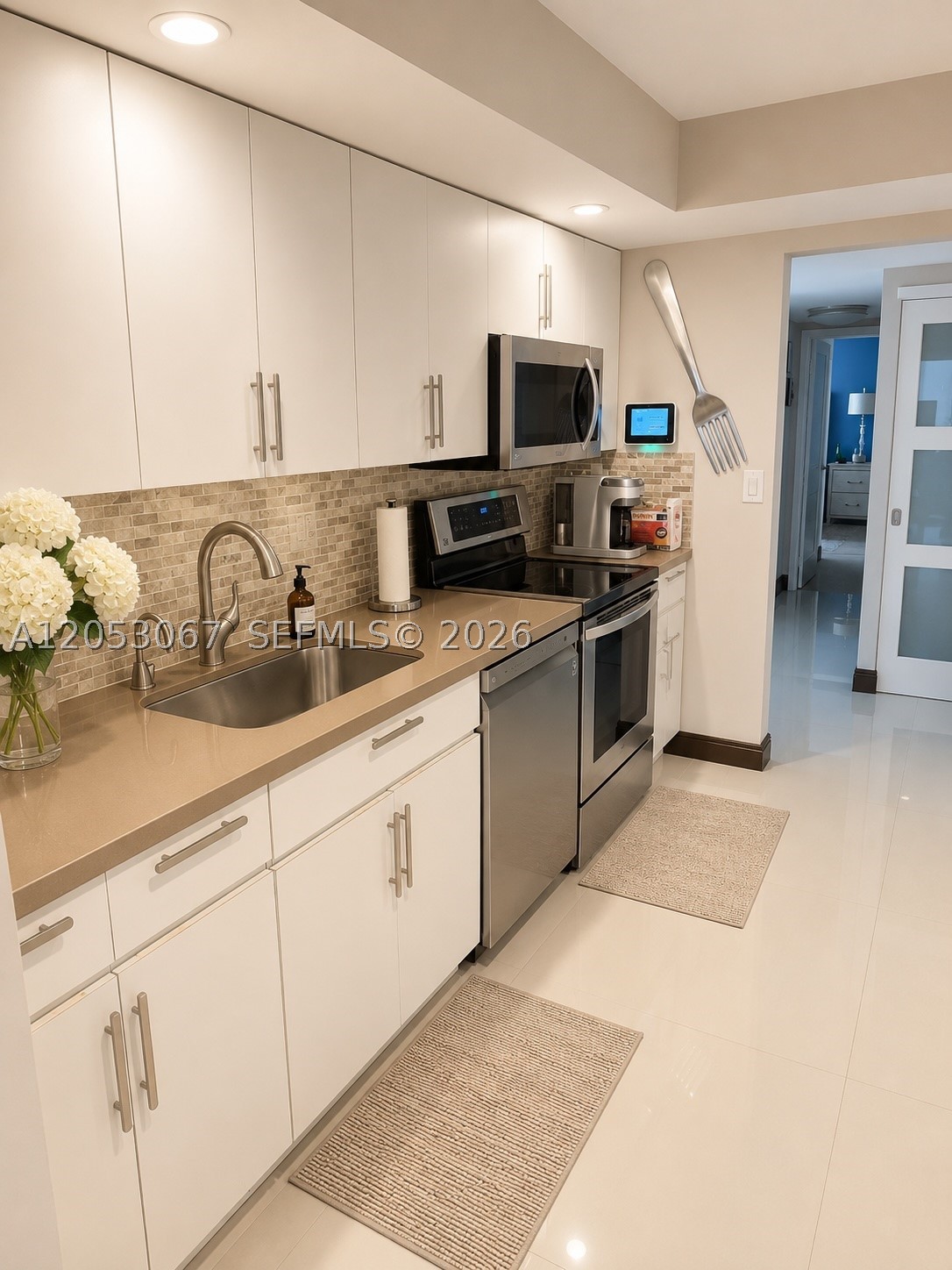 1000 Parkview Dr 710