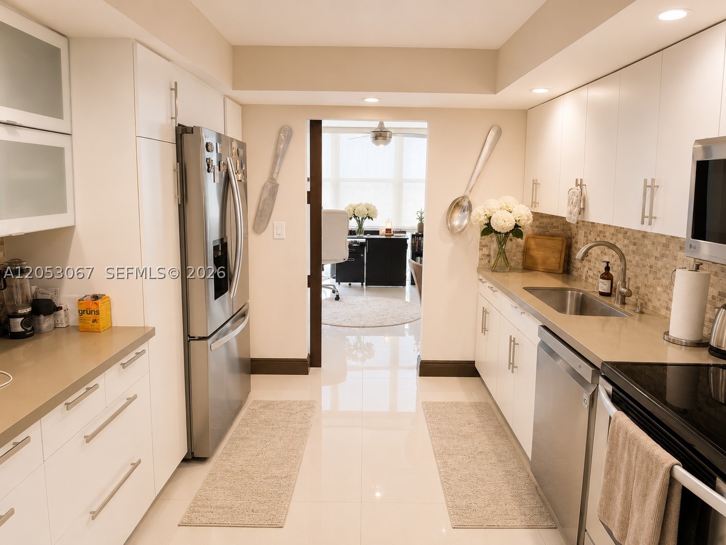 1000 Parkview Dr 710