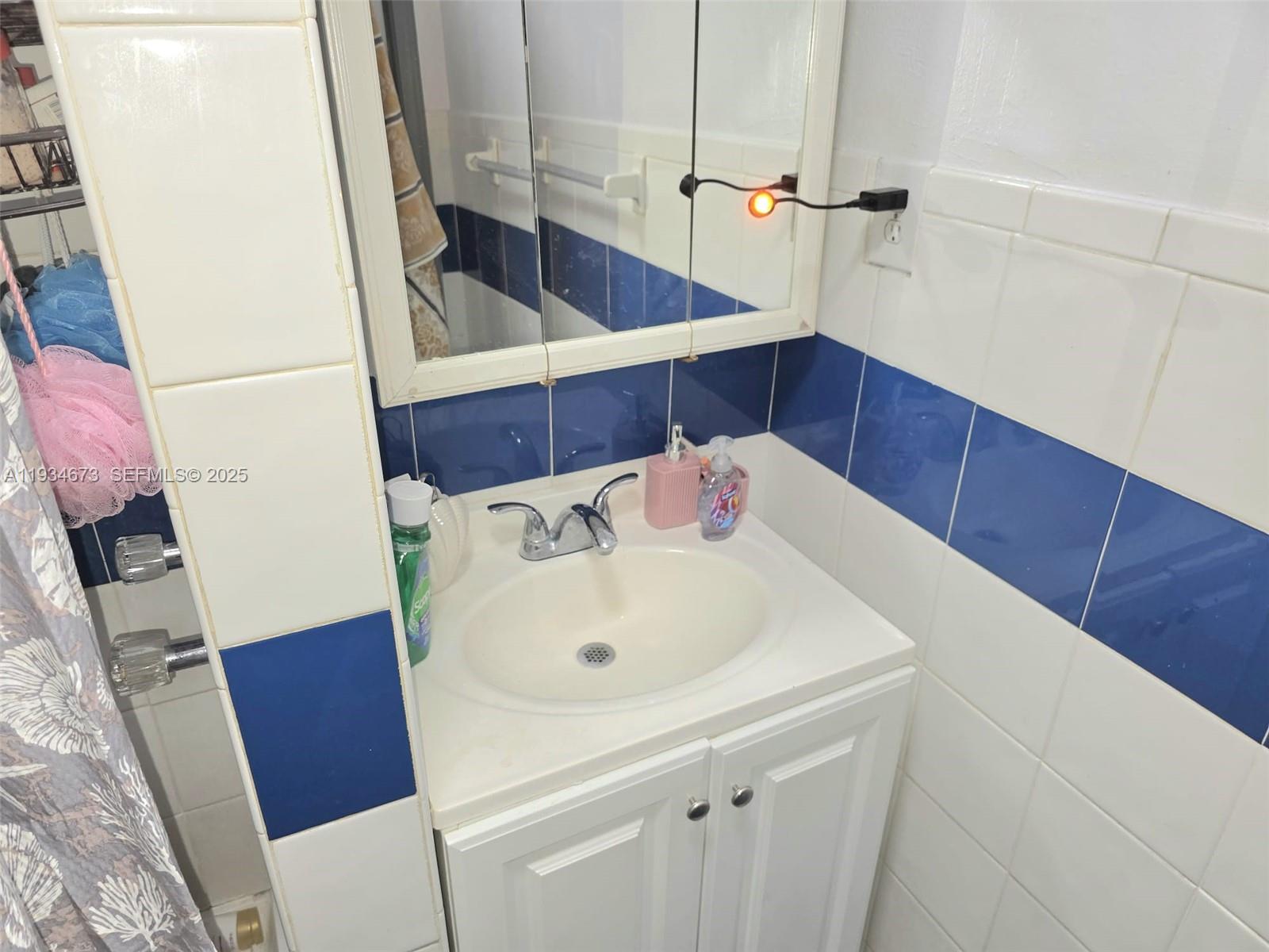 THE TROPICS ADDN - Residential