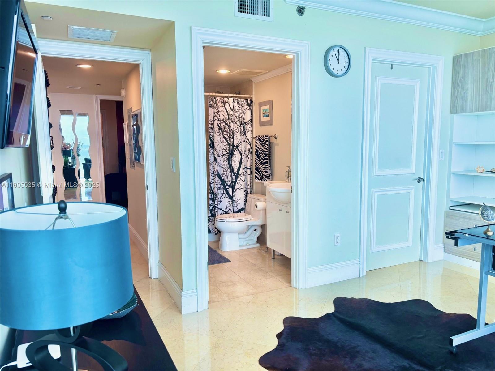 BEACH CLUB TWO CONDO - Residential Lease