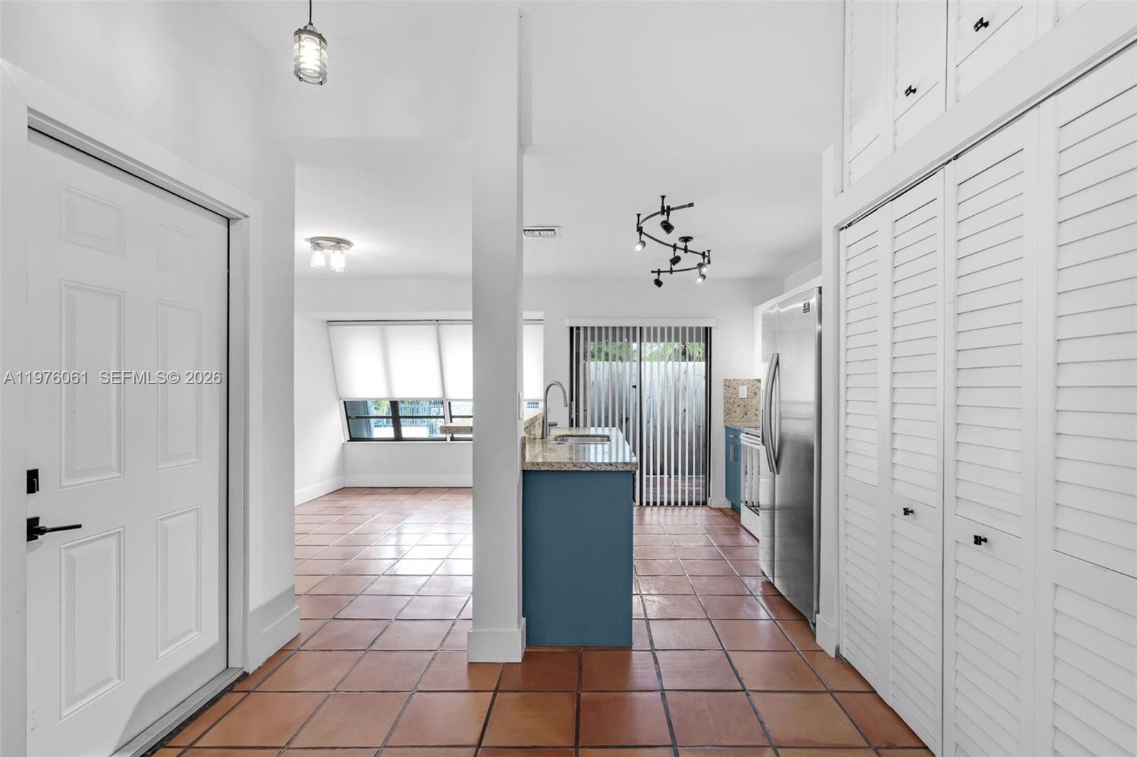 CHAS M MUNDYS SUB - Residential Income