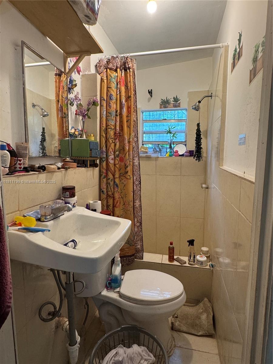 EDISON HEIGHTS SEC B - Residential
