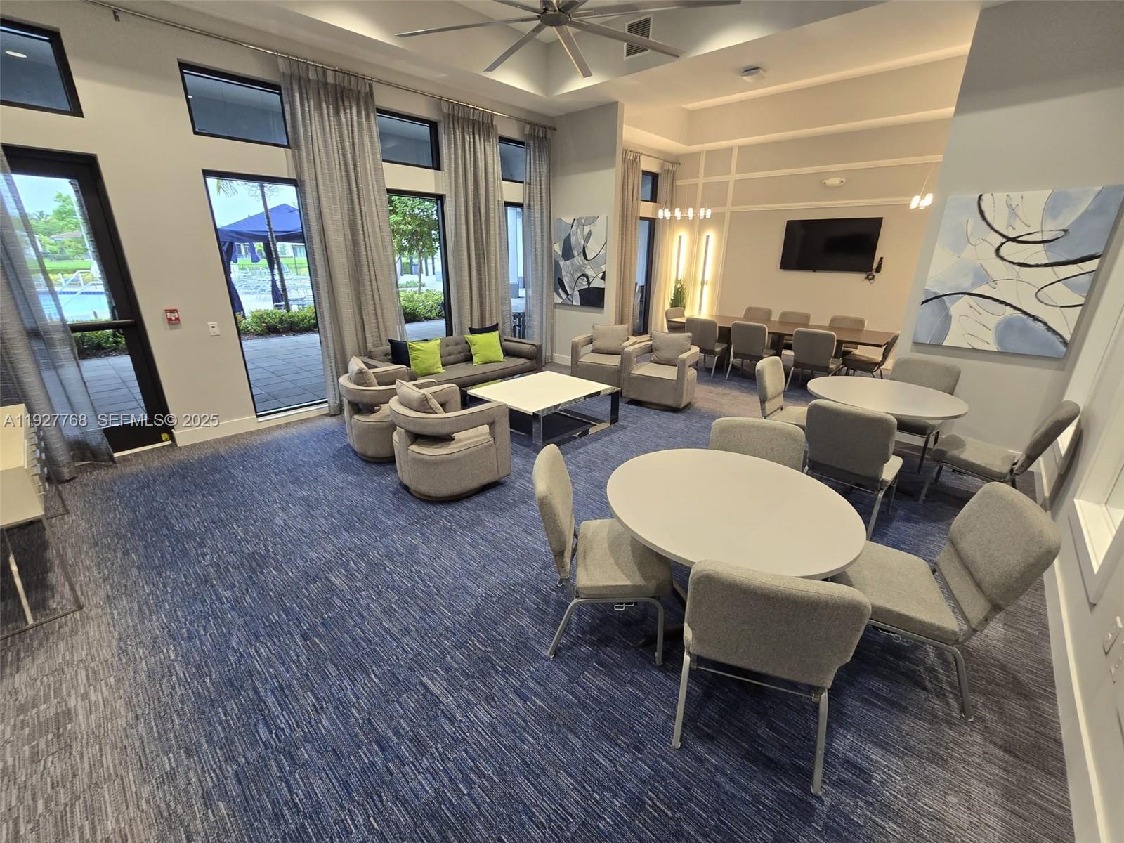 MCJUNKIN FARMS PLAT - Residential