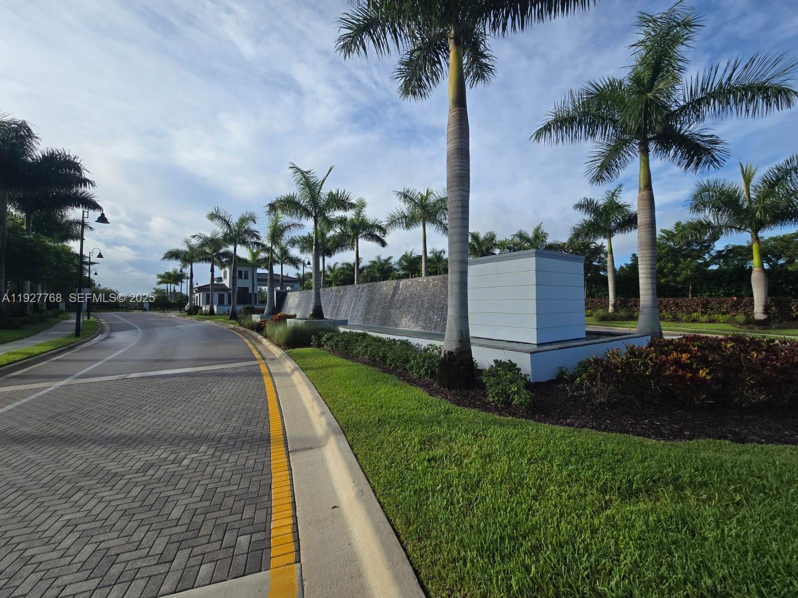 MCJUNKIN FARMS PLAT - Residential