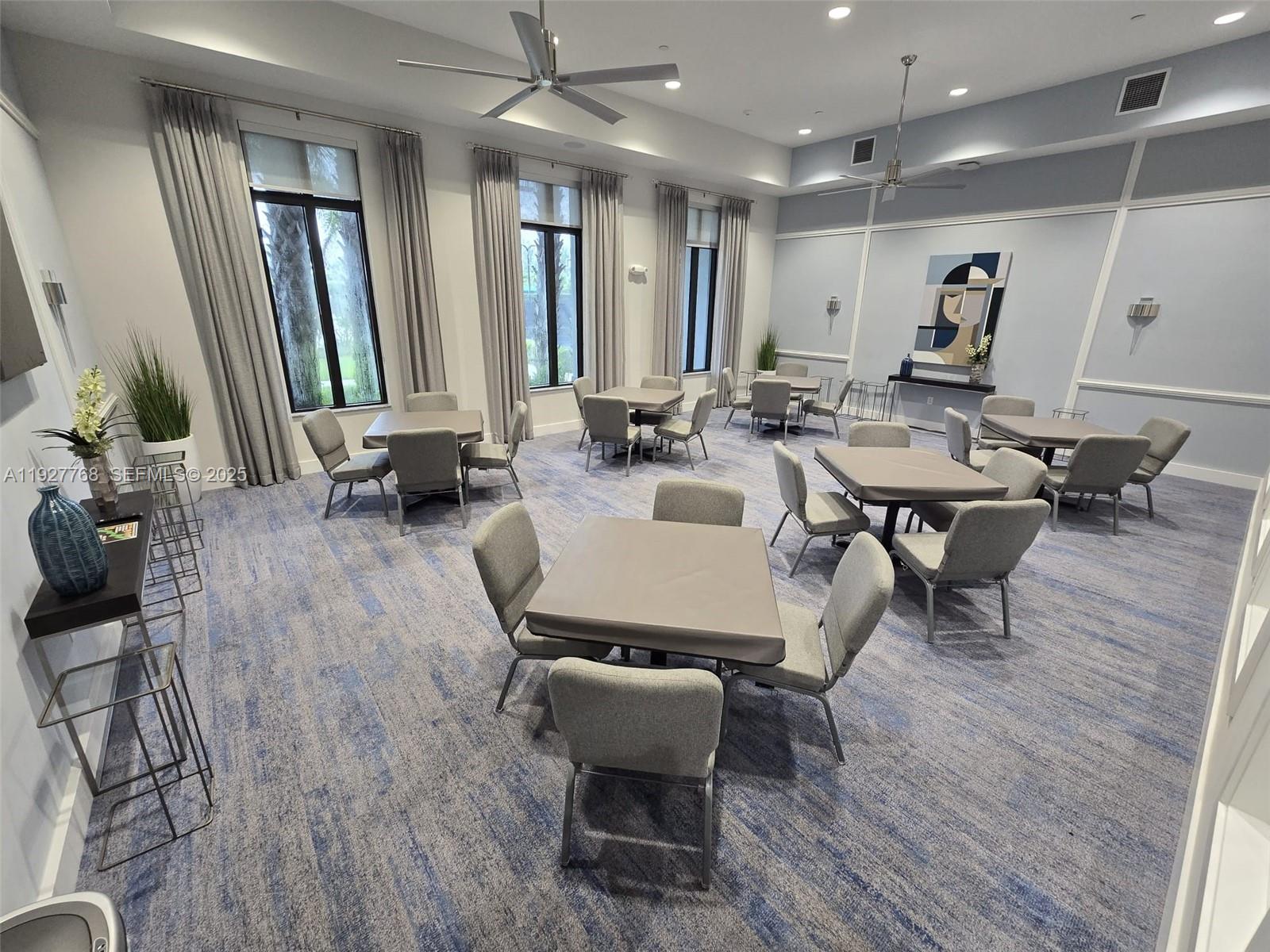 MCJUNKIN FARMS PLAT - Residential