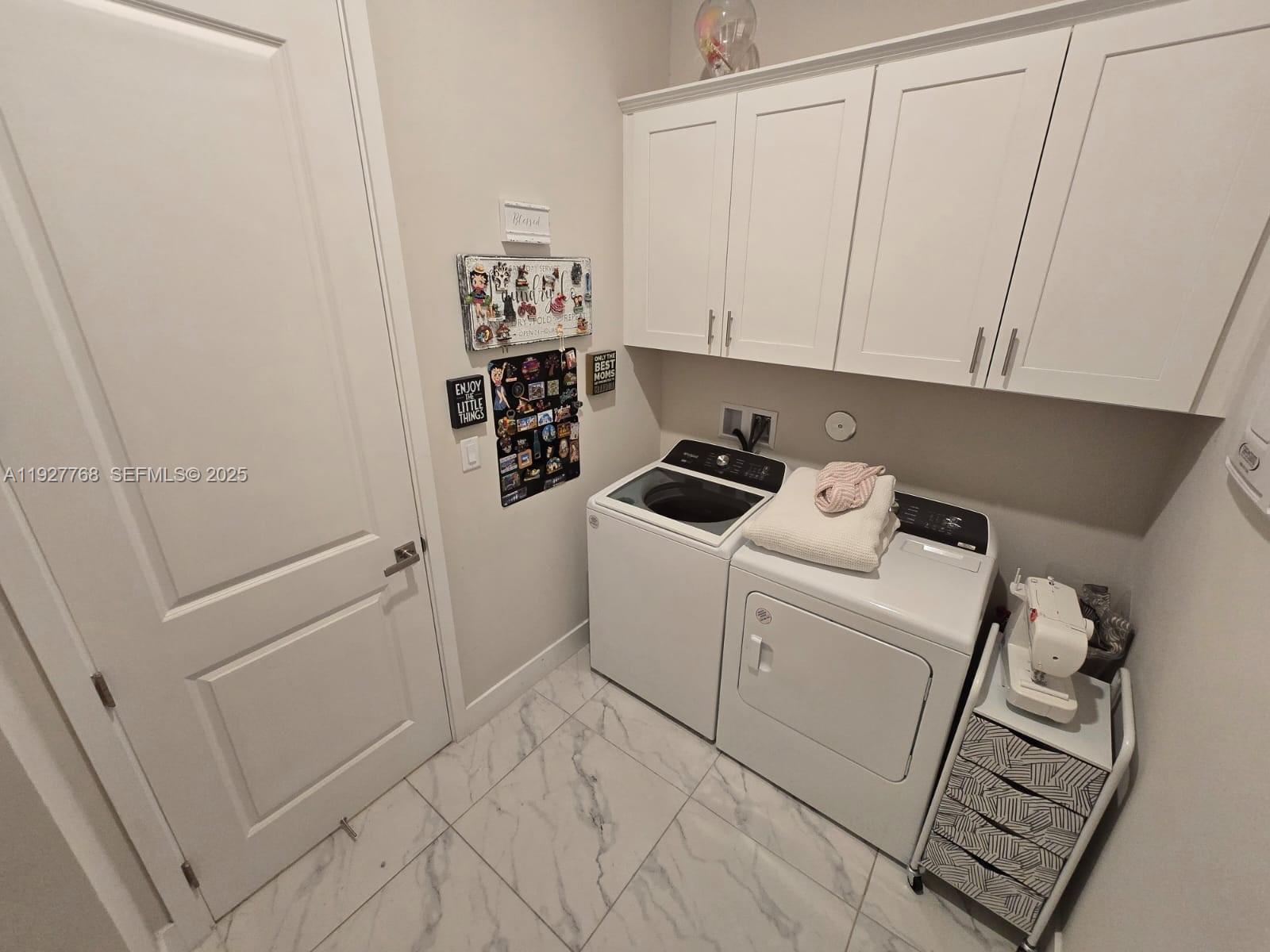 MCJUNKIN FARMS PLAT - Residential