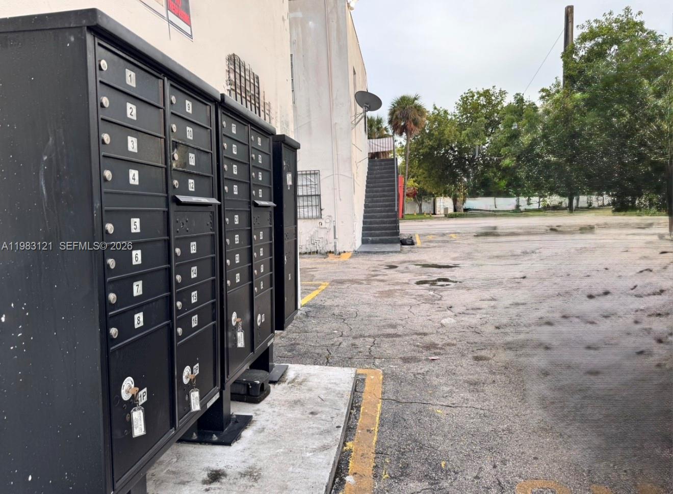 E LIBERTY CITY SEC A - Residential Lease