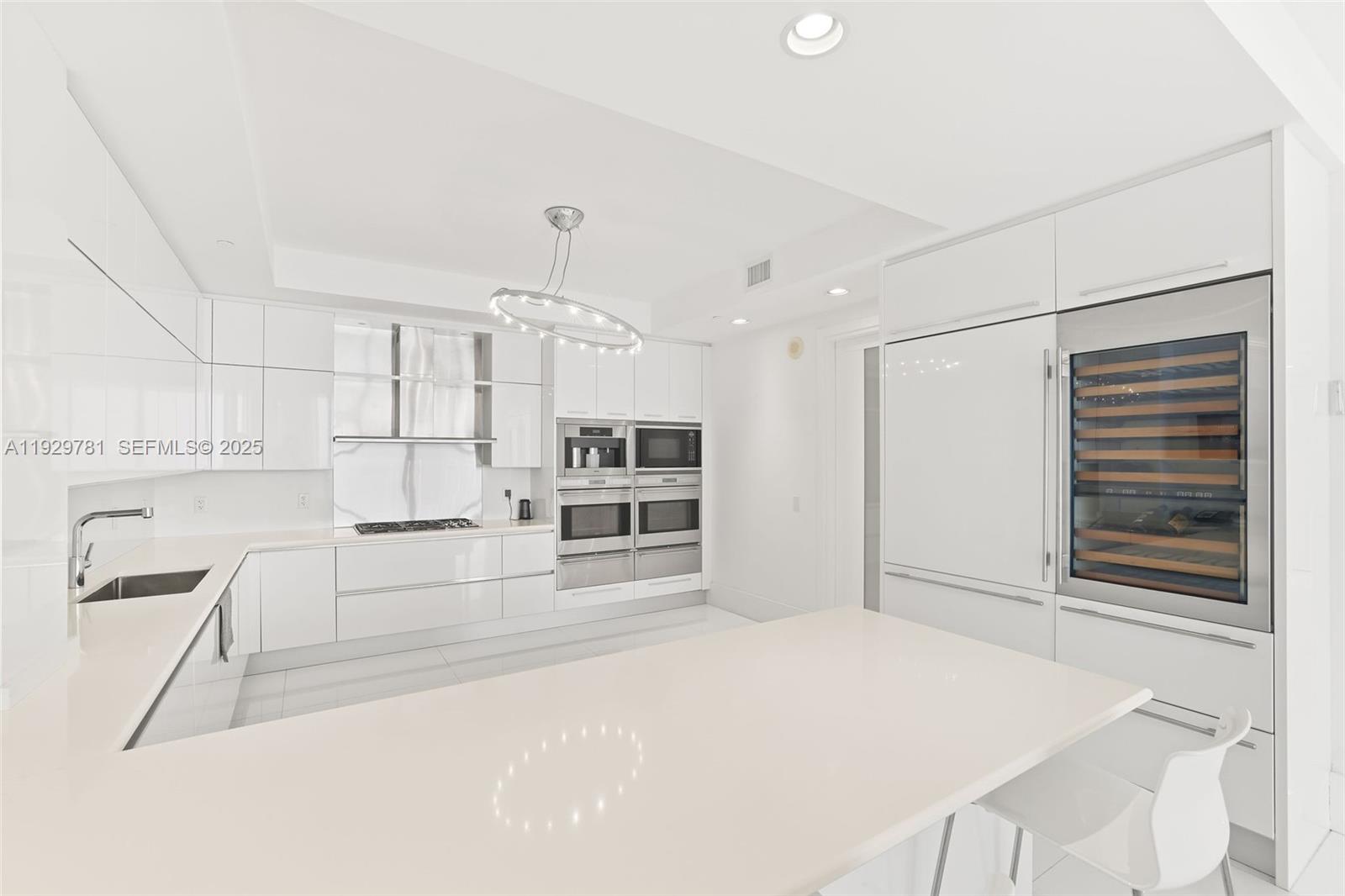 BAL HARBOUR NORTH SOUTH C - Residential