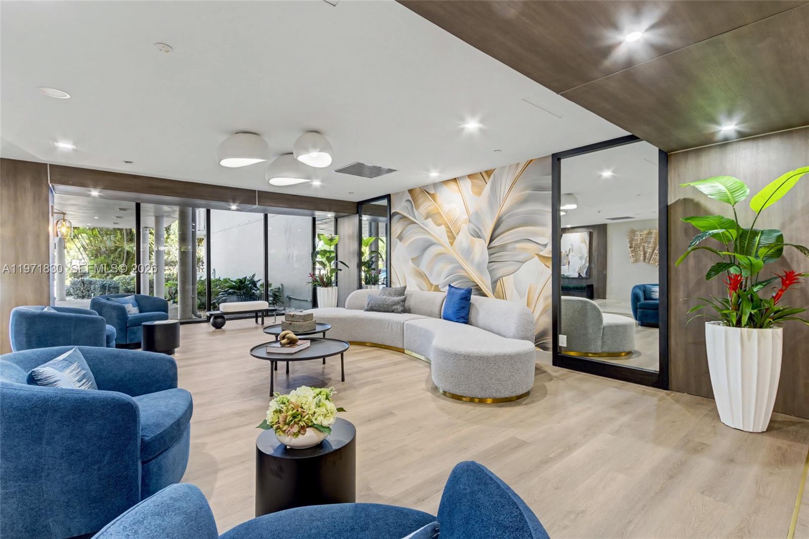 HILLCREST EAST NO 24 COND - Residential