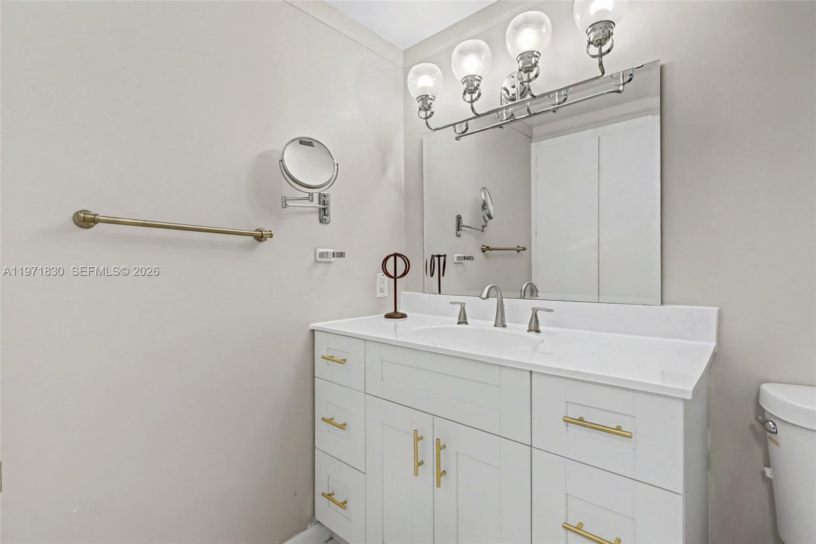 HILLCREST EAST NO 24 COND - Residential